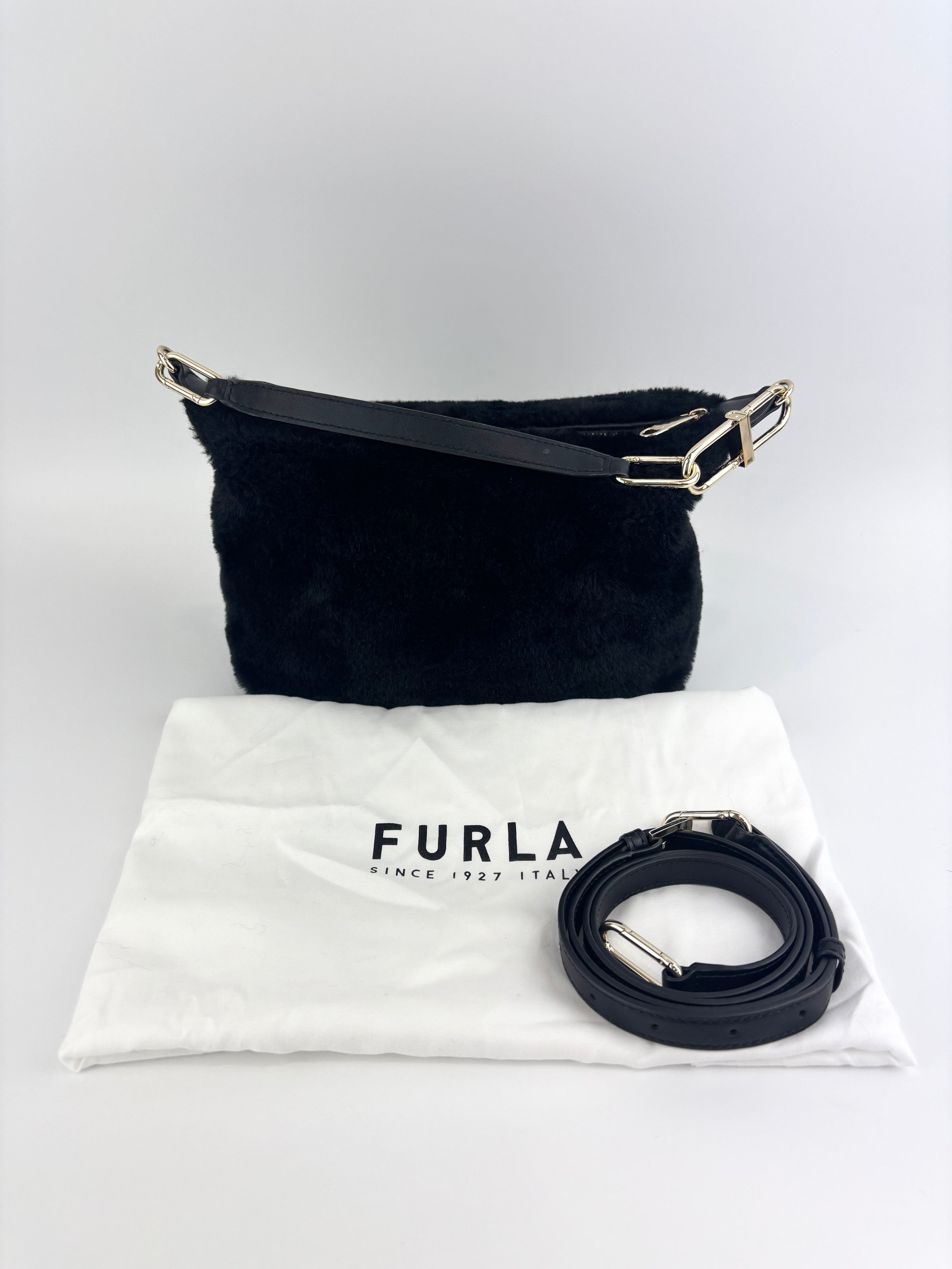 Teia Black Faux Fur Crossbody Bag - Glampot