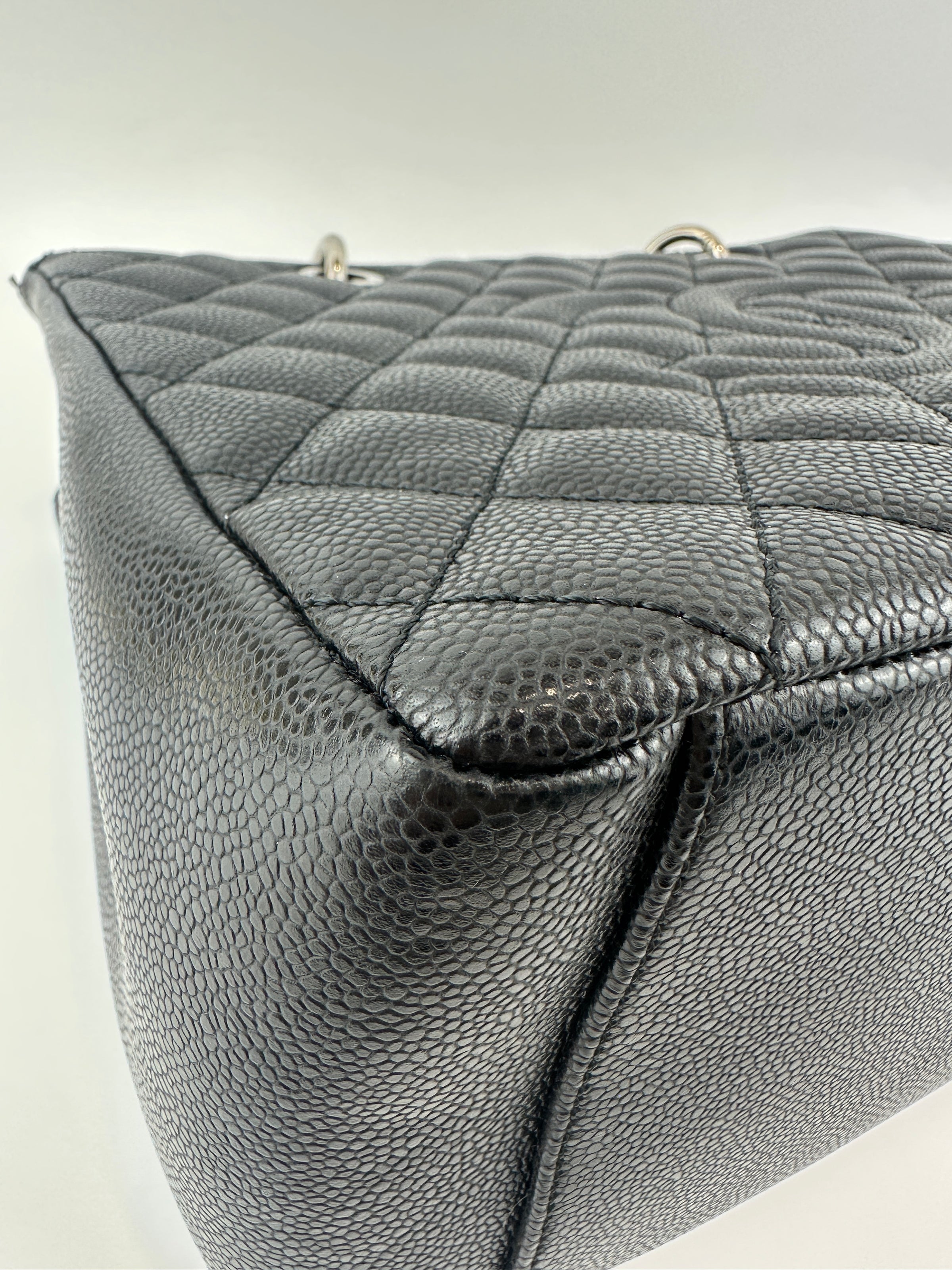 GST Black Caviar SHW