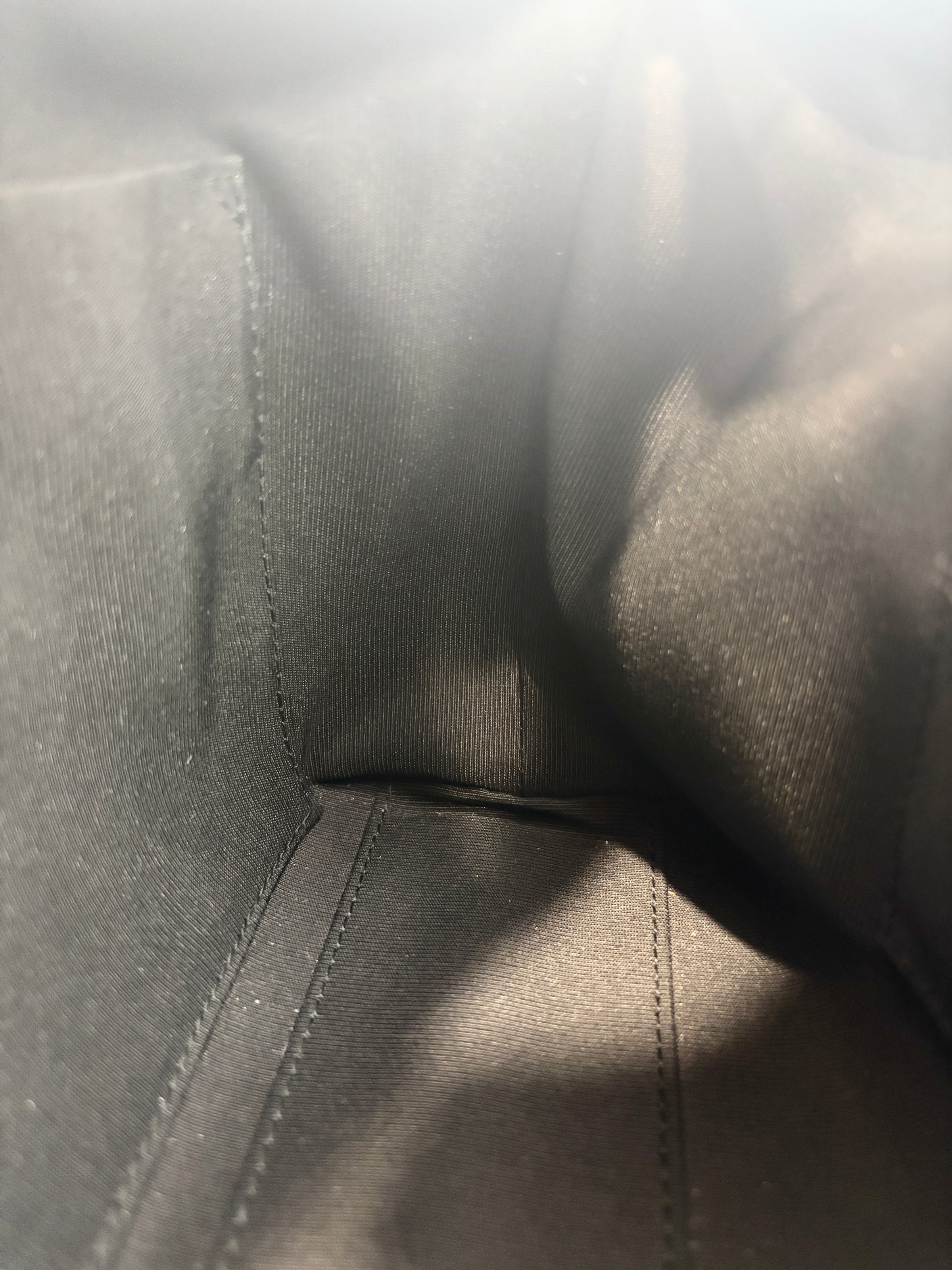 Teia Black Faux Fur Crossbody Bag - Glampot