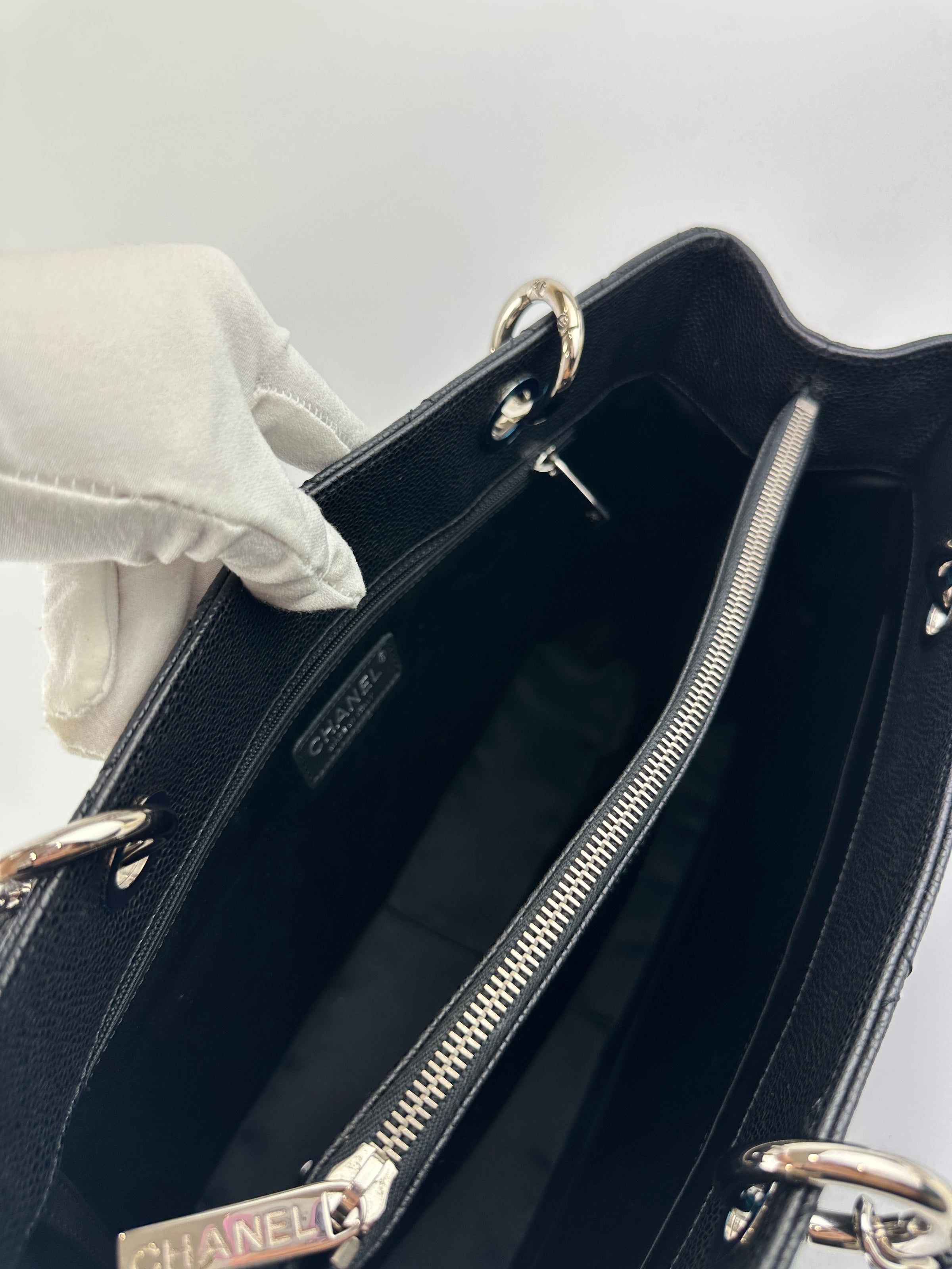 GST Black Caviar SHW