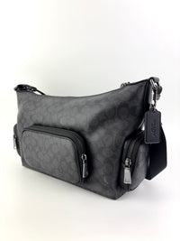 CCG18 Finn Crossbody Bag With Pockets In Signature Canvas Black