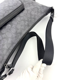 CCG18 Finn Crossbody Bag With Pockets In Signature Canvas Black