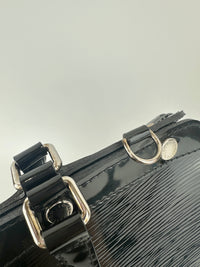 M40328 Brea MM Black Electric Epi Leather