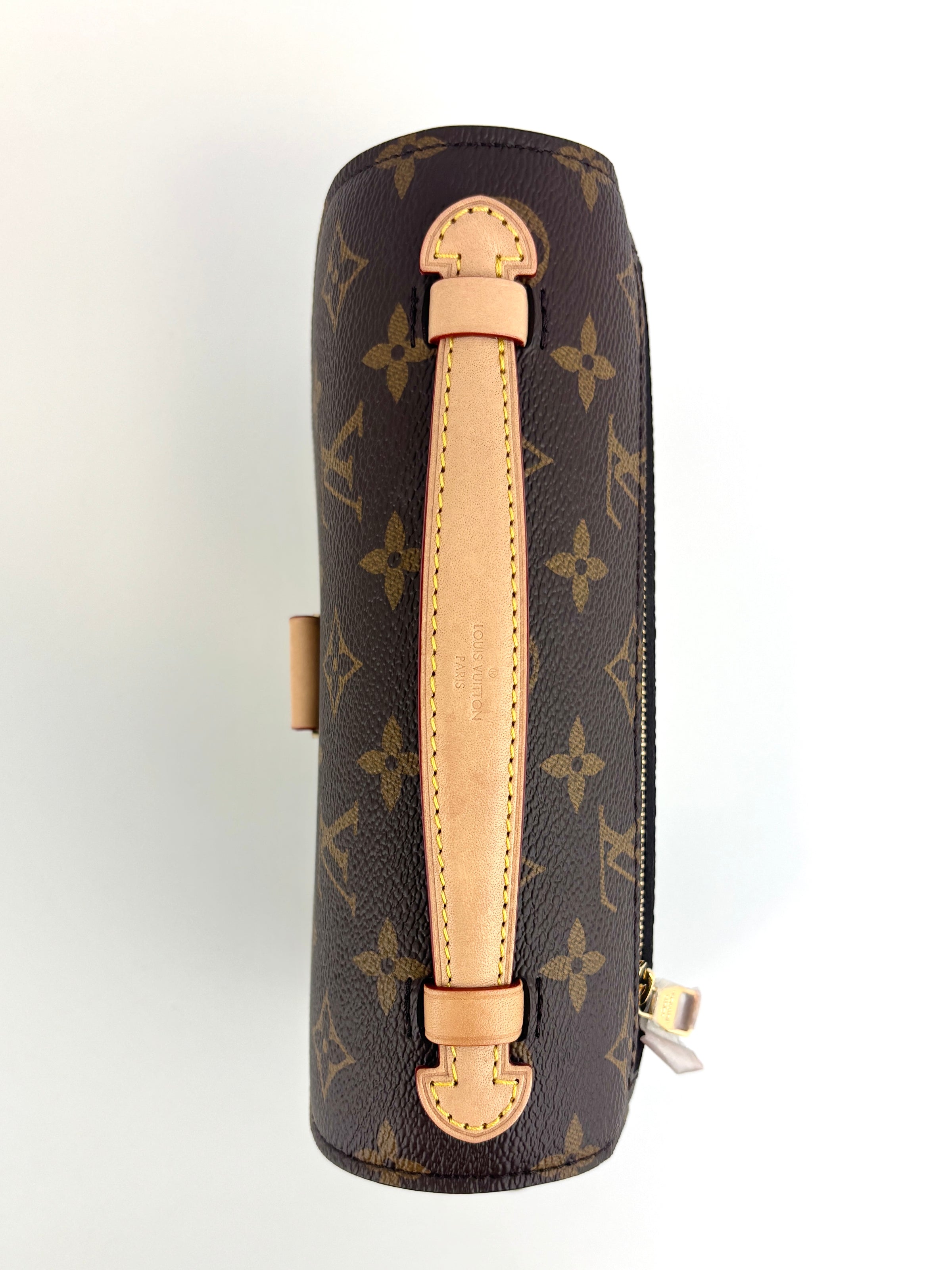 M46279 Pochette Metis East West Monogram Canvas (Microchipped) - Glampot