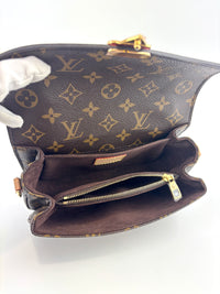 M46279 Pochette Metis East West Monogram Canvas (Microchipped) - Glampot
