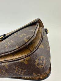 M44876 Pochette Metis Reverse Monogram (RFID)