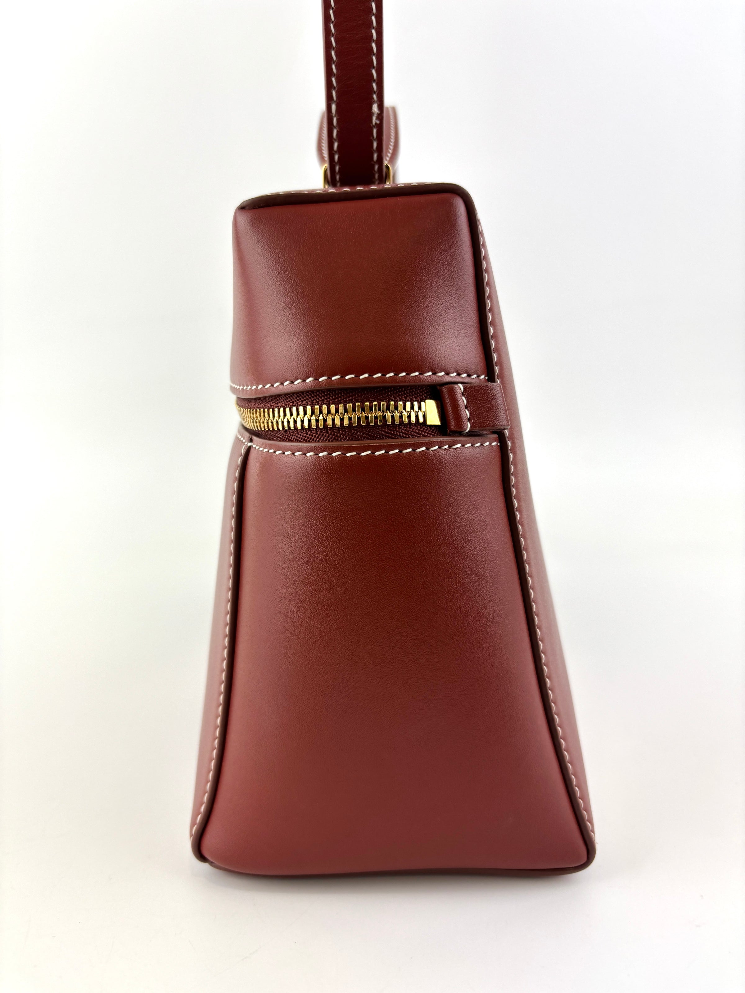 Extra Bag L27 Smooth Calfskin Leather Smoked Caramel/Sun Gold - Glampot