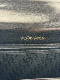 Vintage Embossed Lizard Leather Shoulder Bag in Black GHW - Glampot