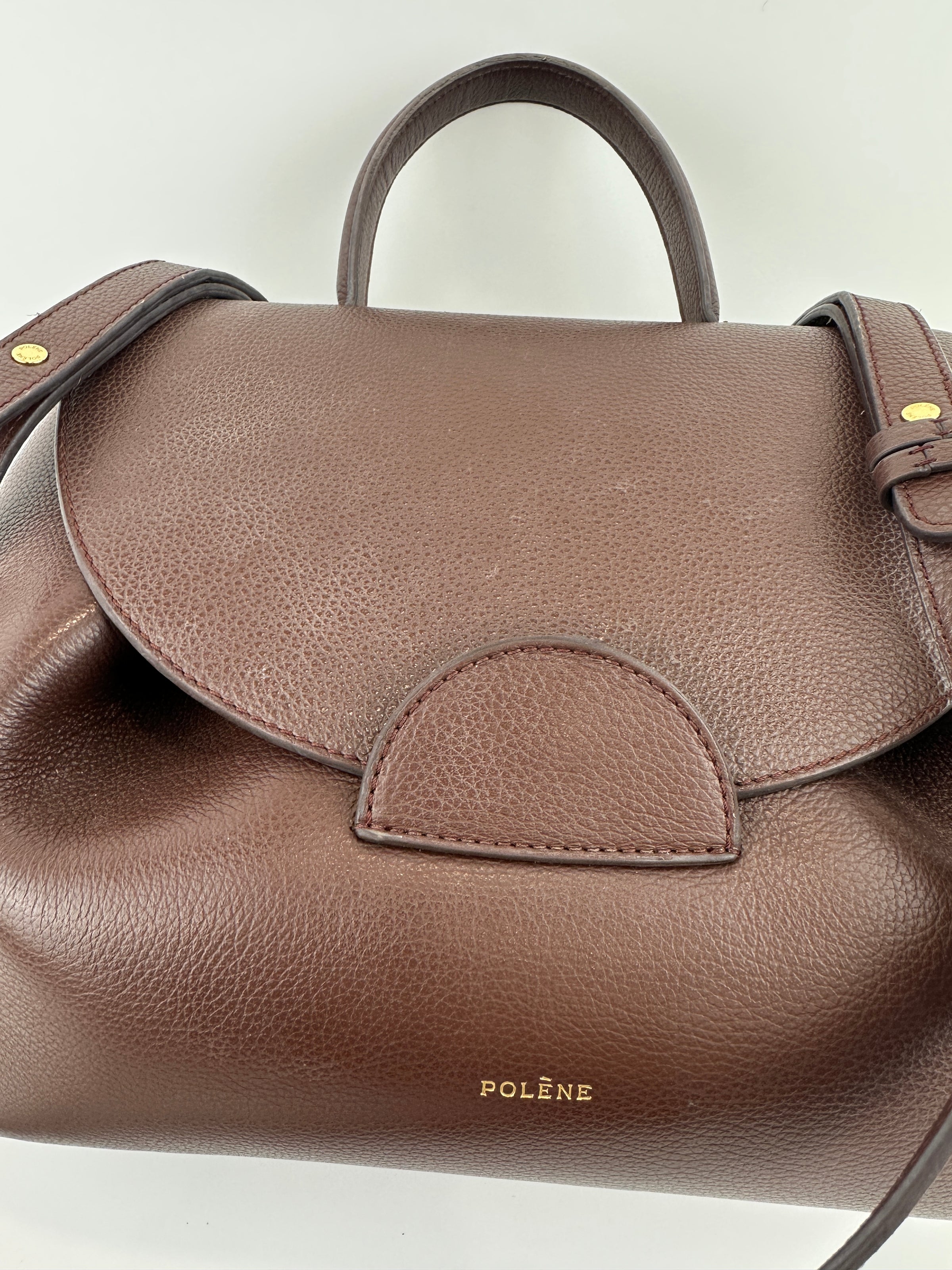 Numero Un Textured Sandalwood Leather Bag