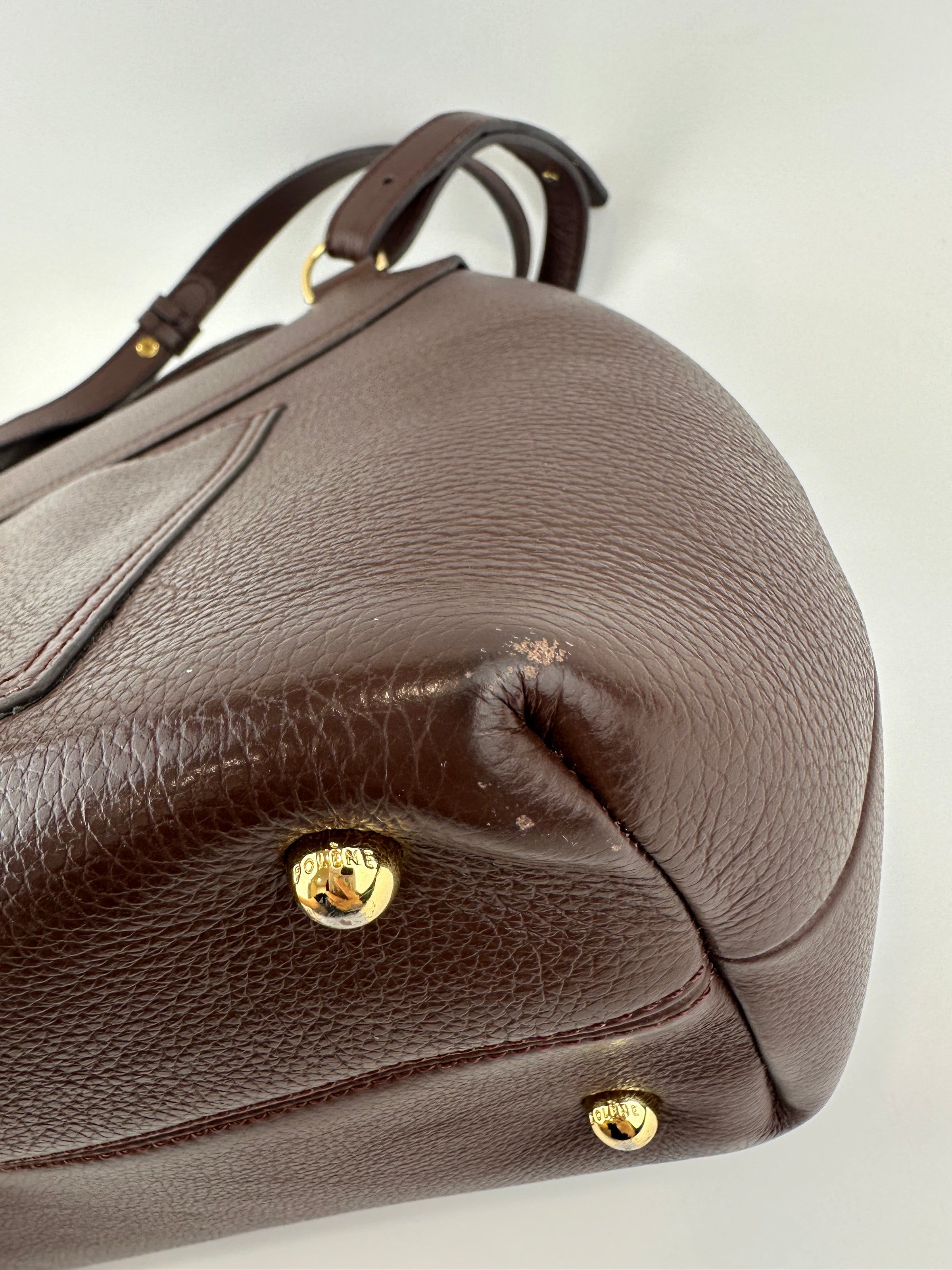 Numero Un Textured Sandalwood Leather Bag