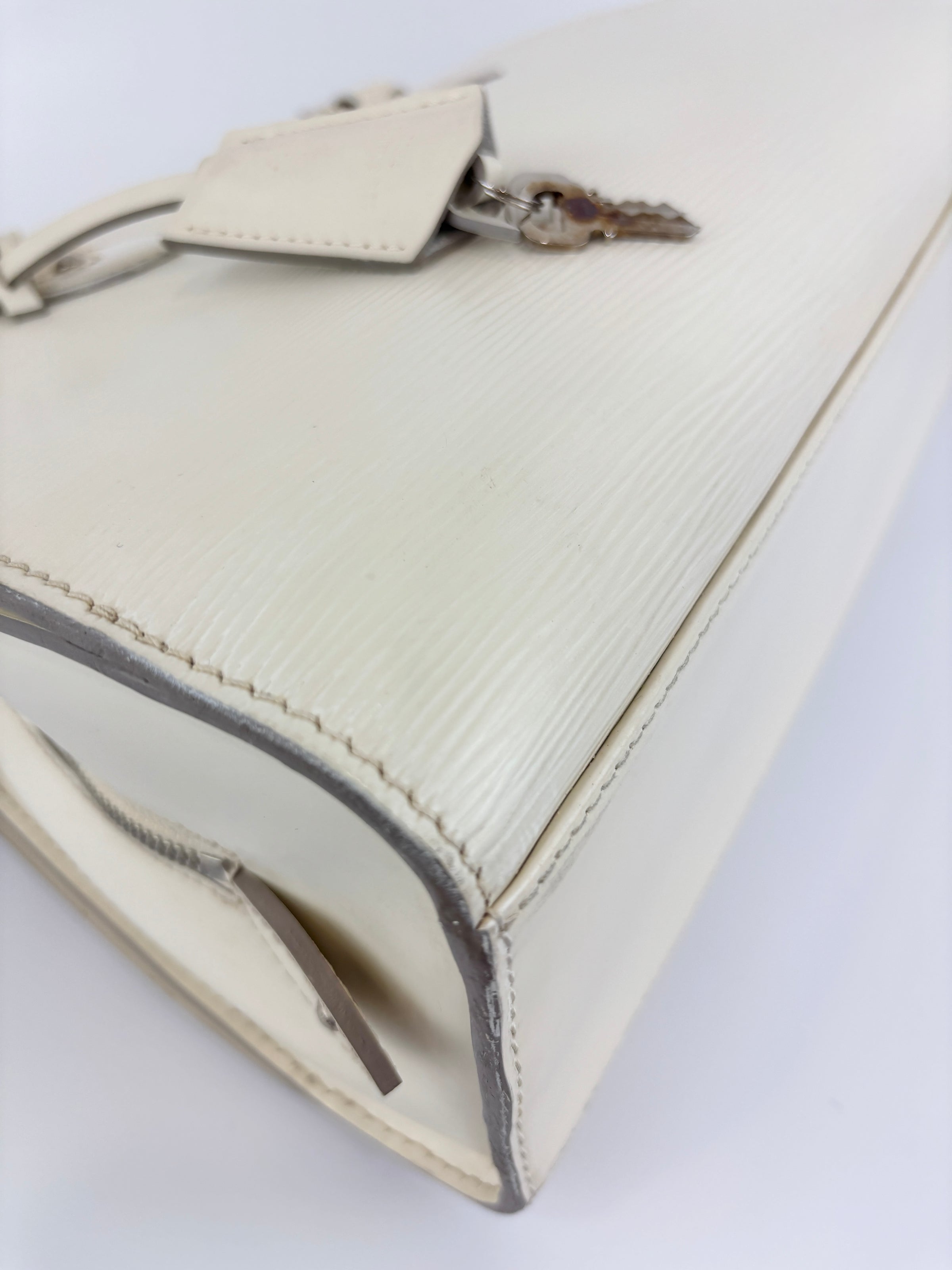 Epi Leather Pont Neuf PM Handbag White