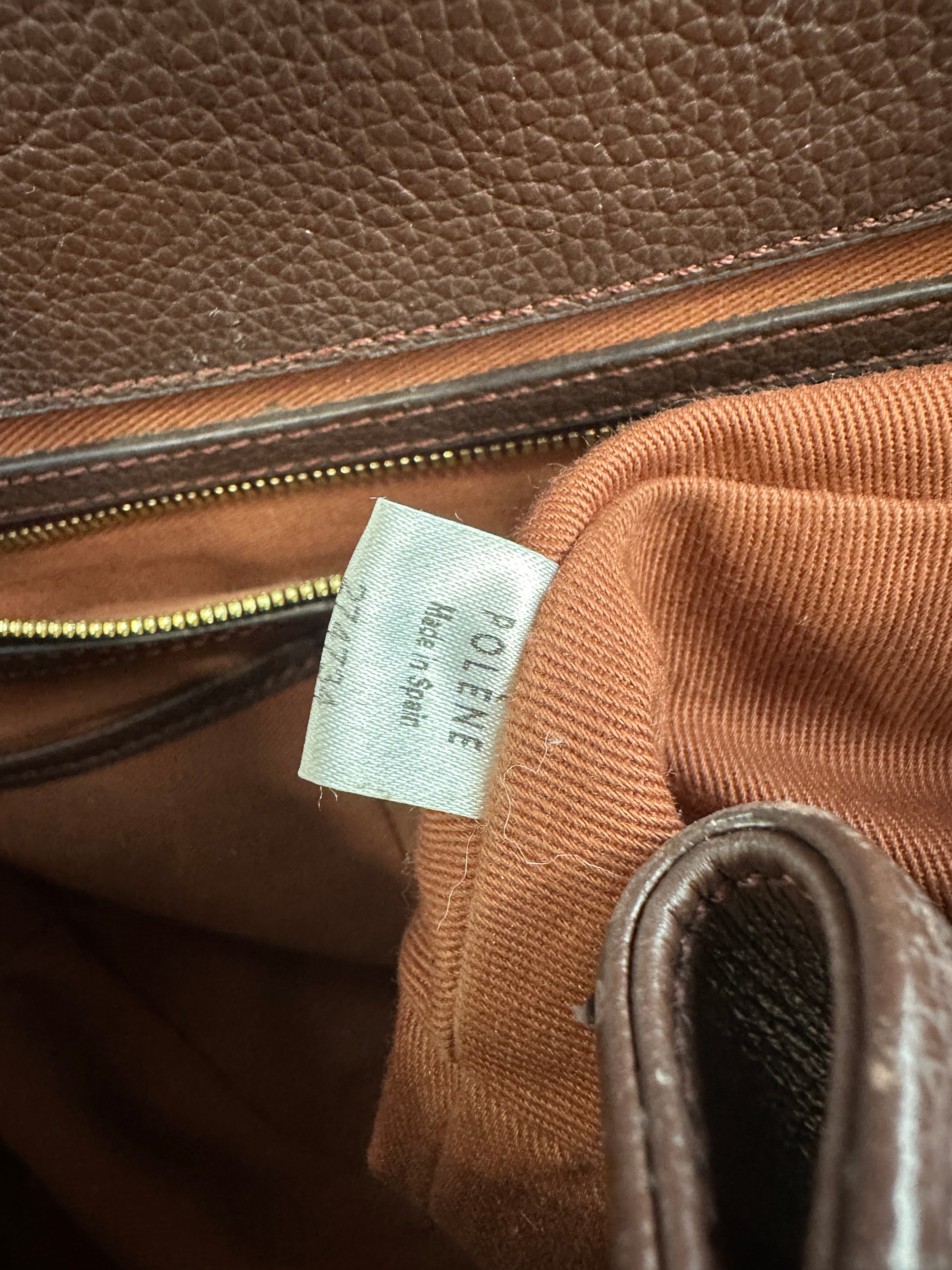 Numero Un Textured Sandalwood Leather Bag