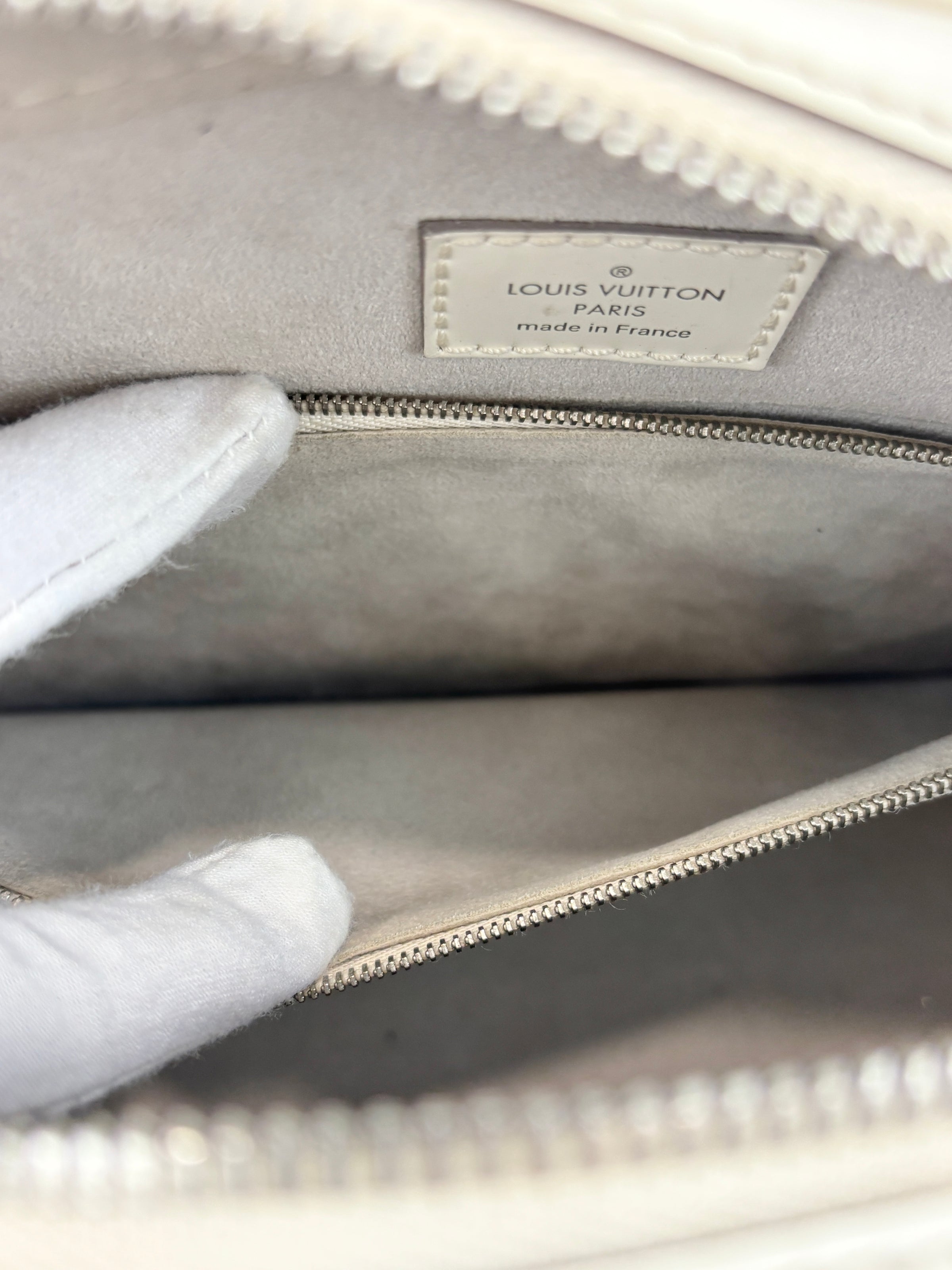 Epi Leather Pont Neuf PM Handbag White