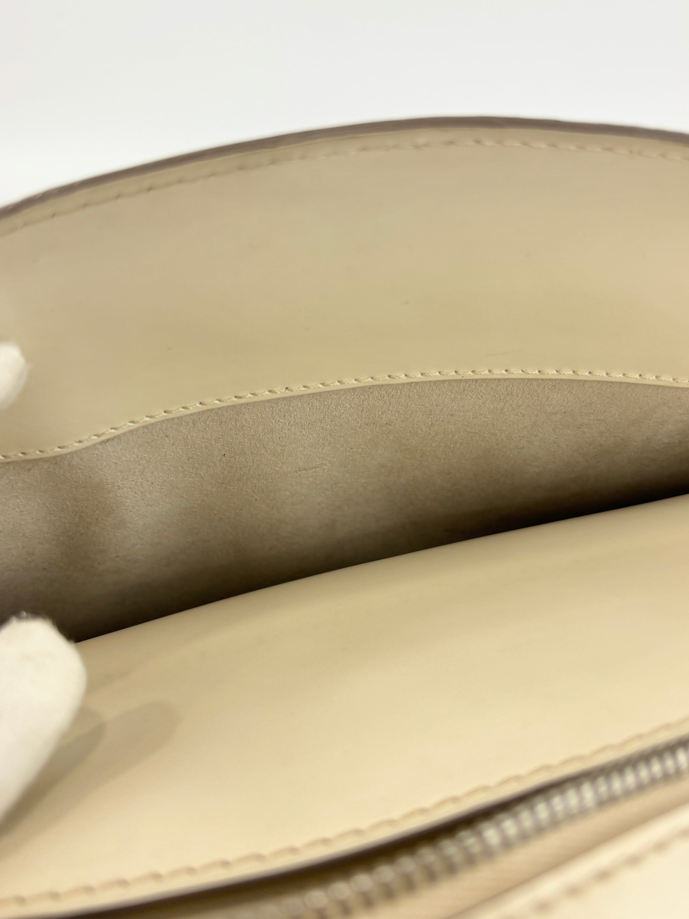 Epi Leather Pont Neuf PM Handbag White