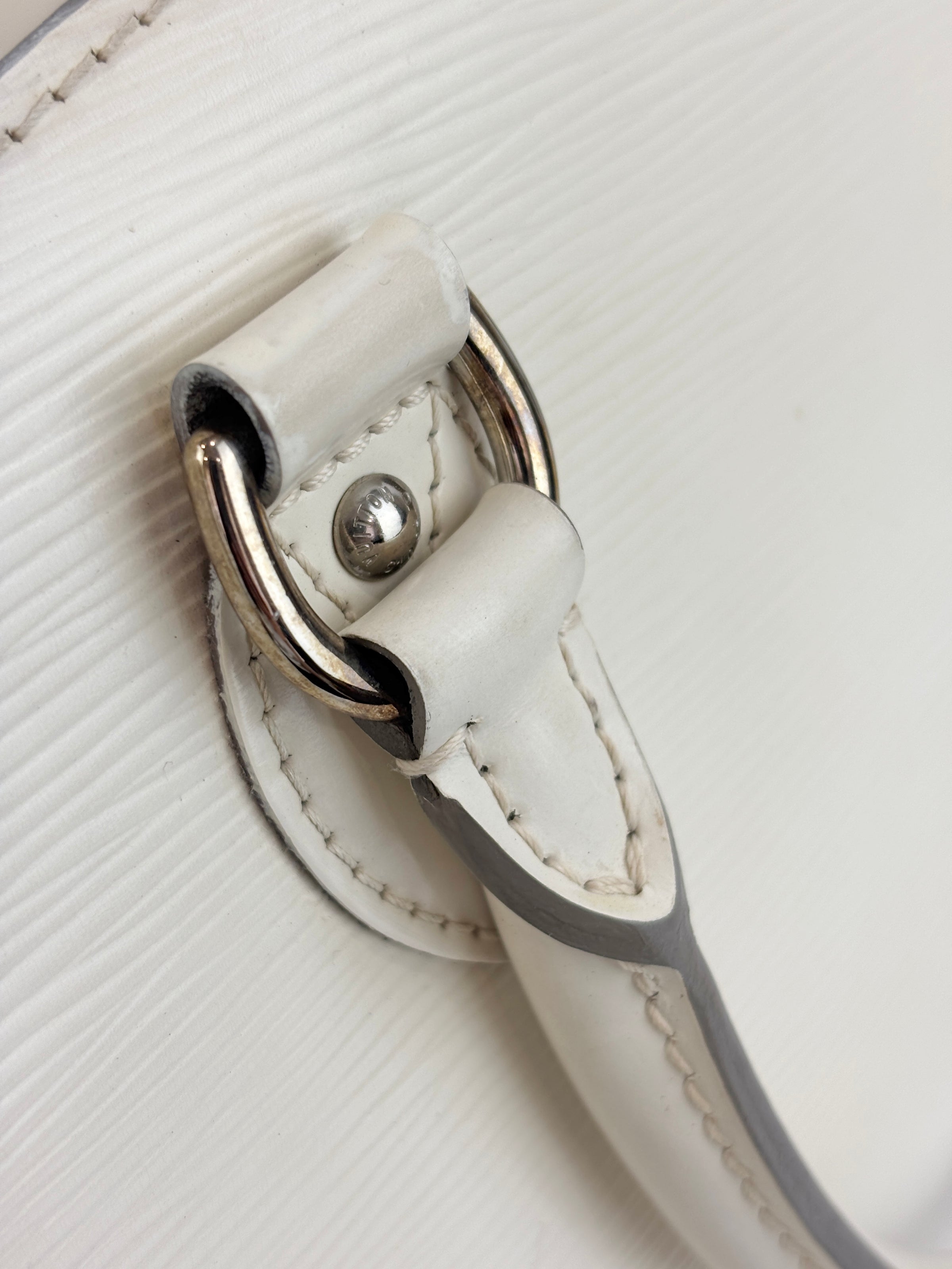 Epi Leather Pont Neuf PM Handbag White