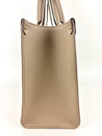 M45494 OnTheGo MM Bicolor Monogram Empreinte Leather Tourterelle / Crème - Glampot