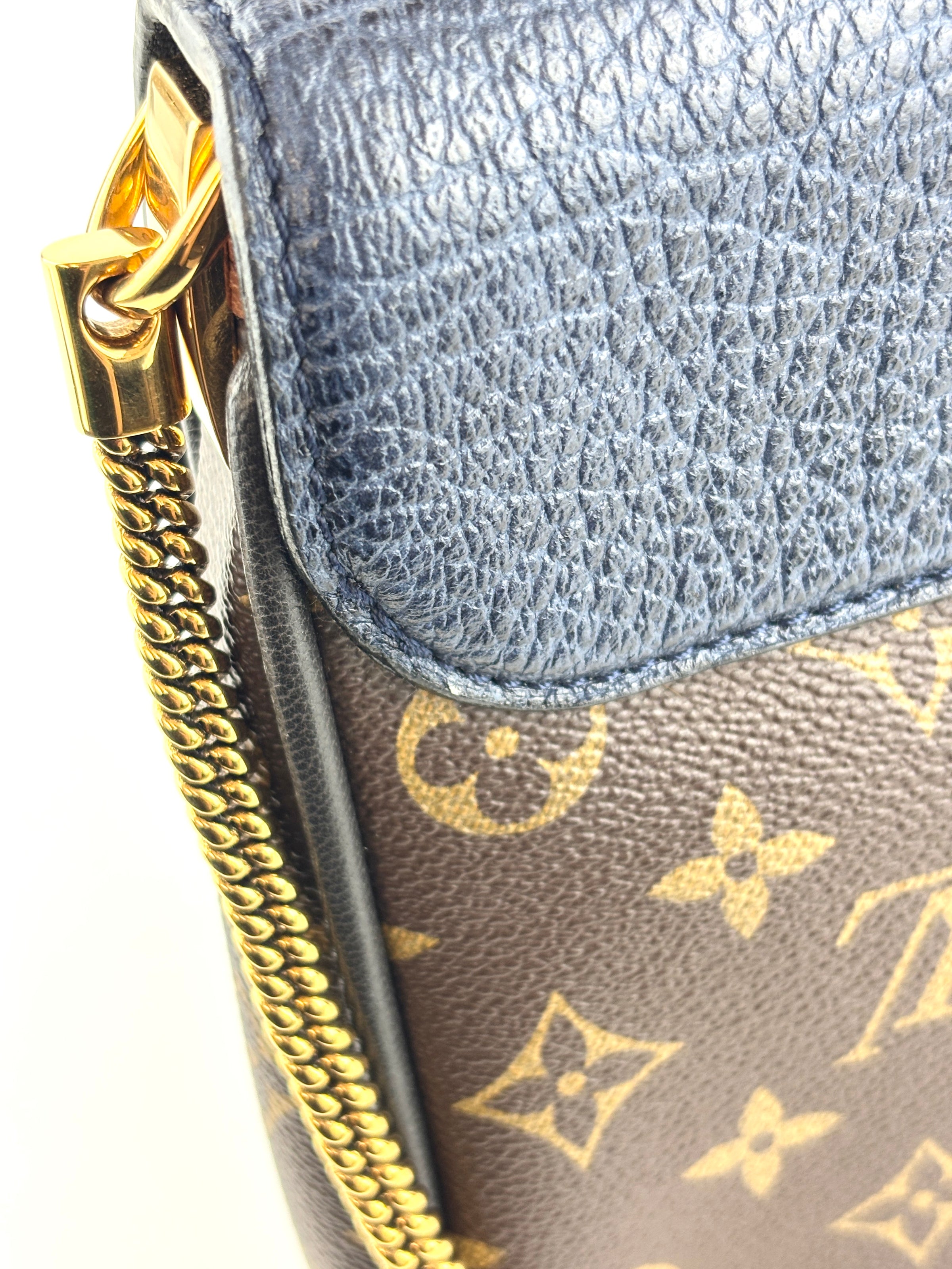 Limited Edition Marine Monogram Blocks Pochette Plate Clutch Bag - Glampot