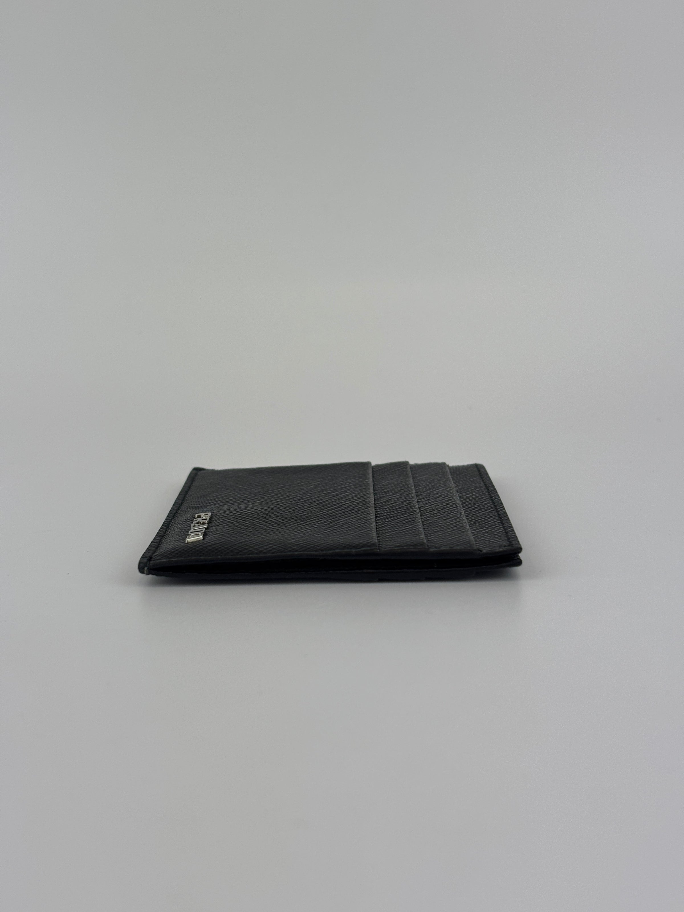 2MC223 Saffiano Leather Nero/Mercuri Card Holder