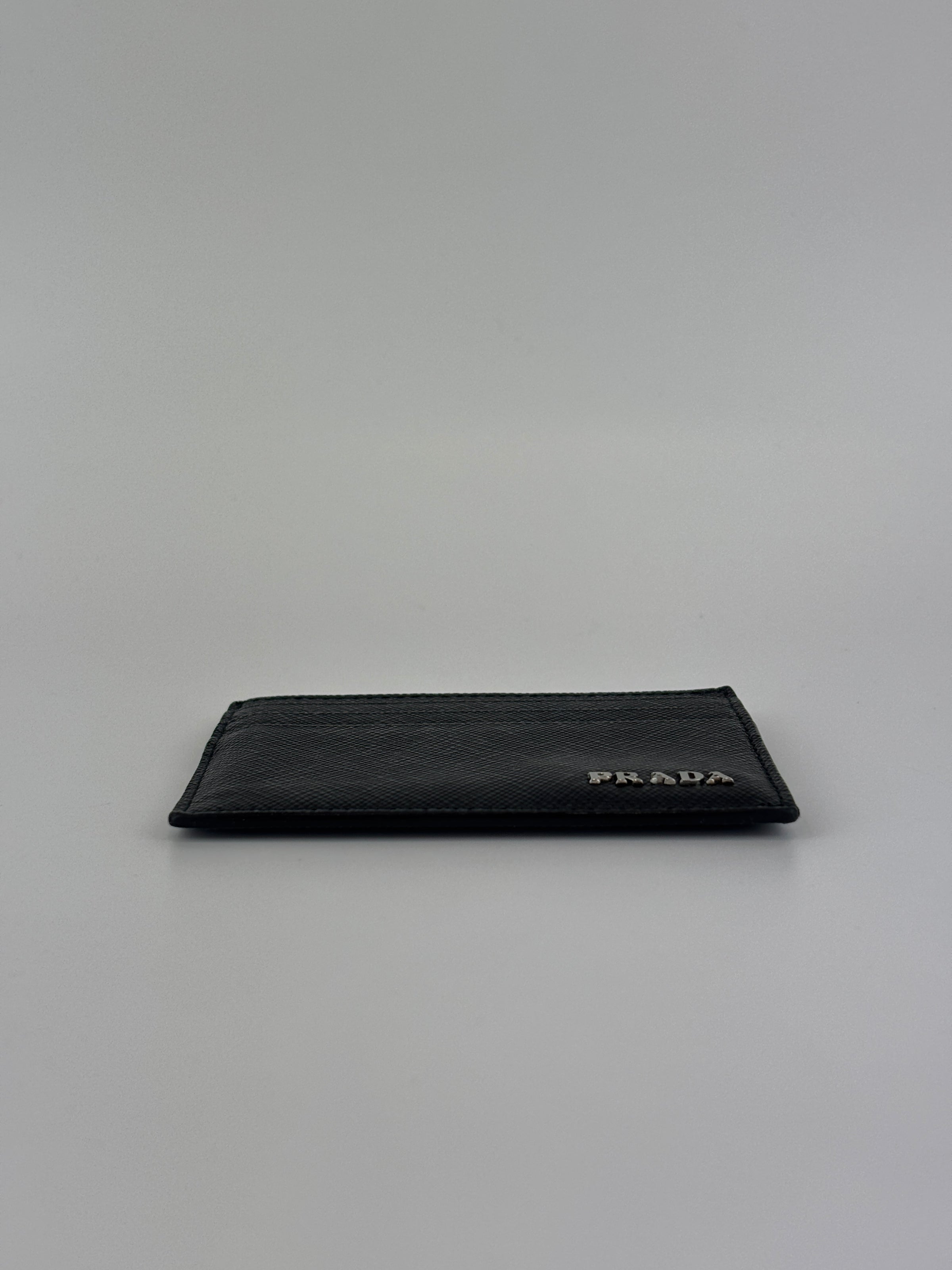 2MC223 Saffiano Leather Nero/Mercuri Card Holder
