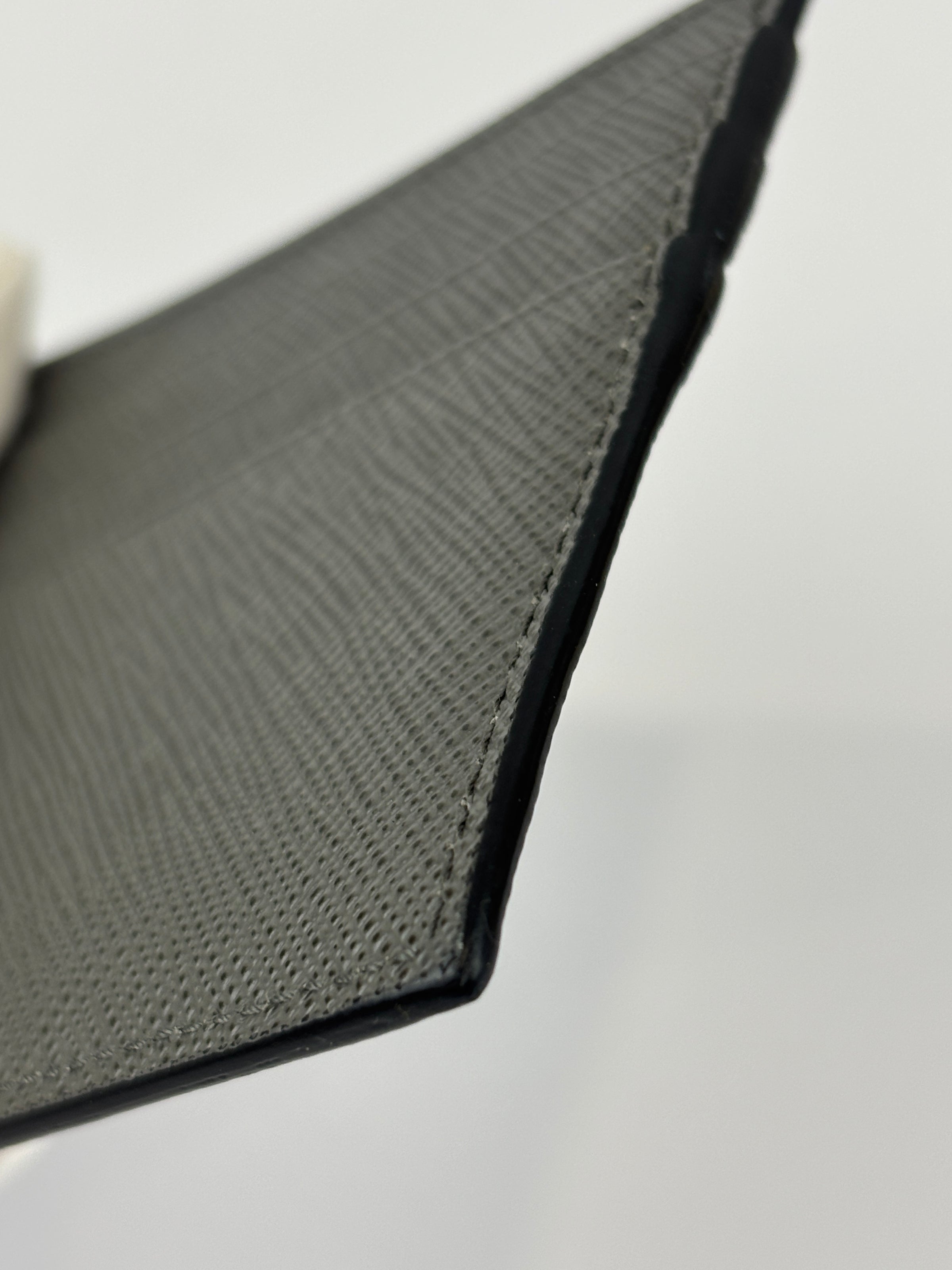 2MC223 Saffiano Leather Nero/Mercuri Card Holder