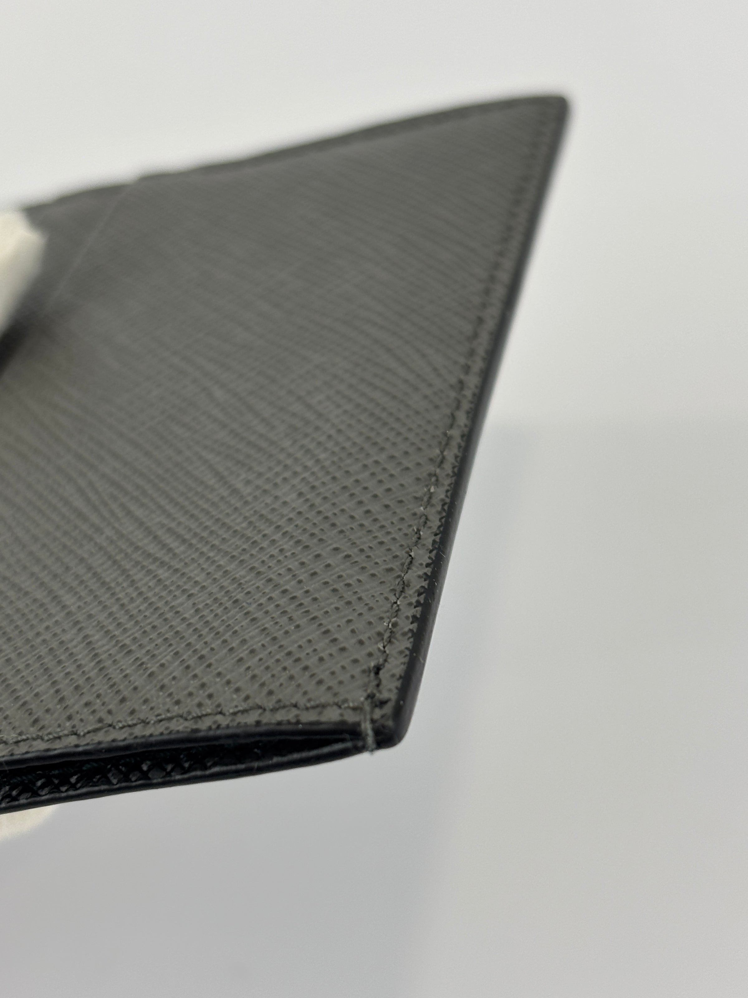 2MC223 Saffiano Leather Nero/Mercuri Card Holder