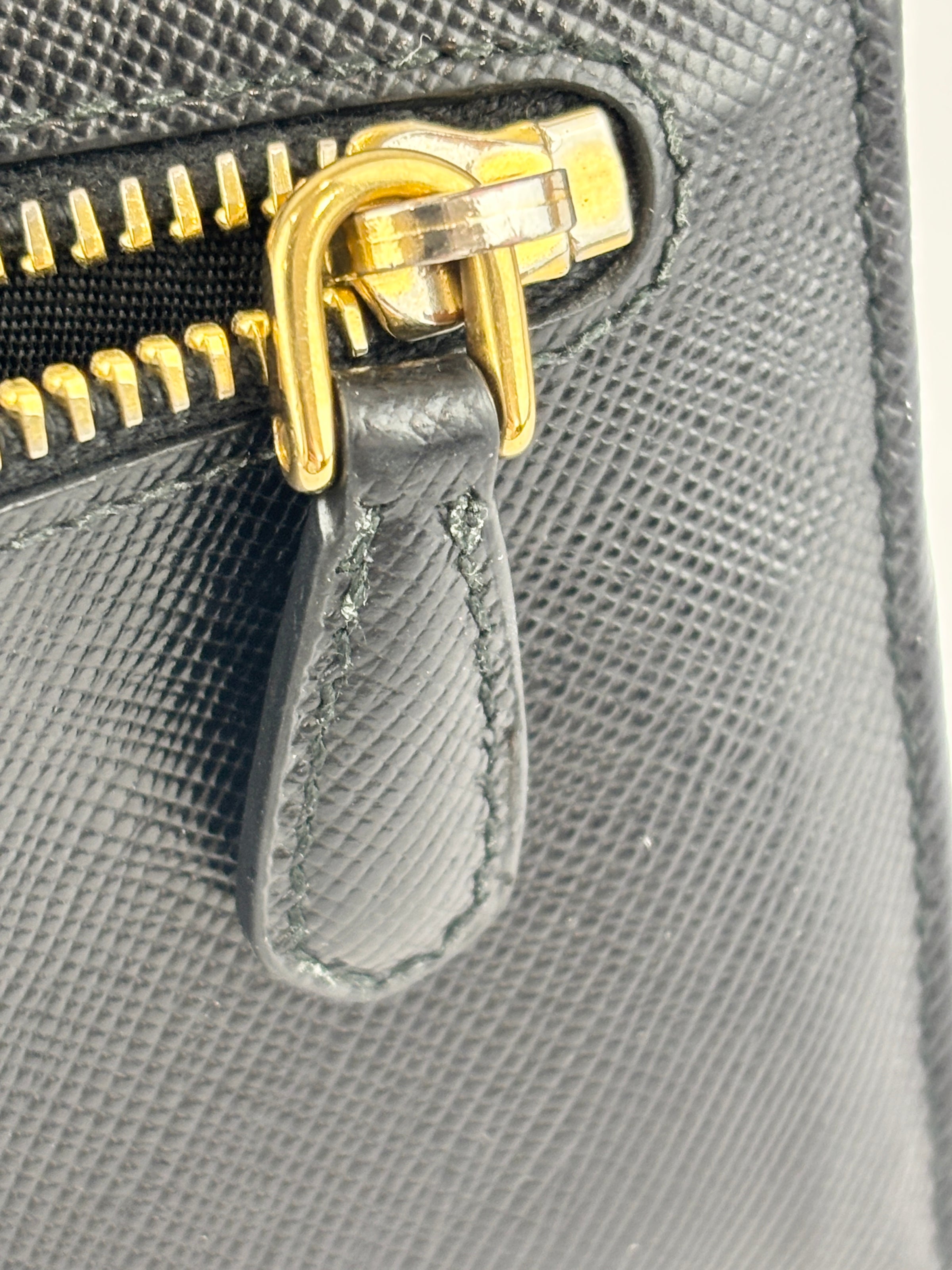 1M1132 Black Saffiano Metal Leather Continental Wallet