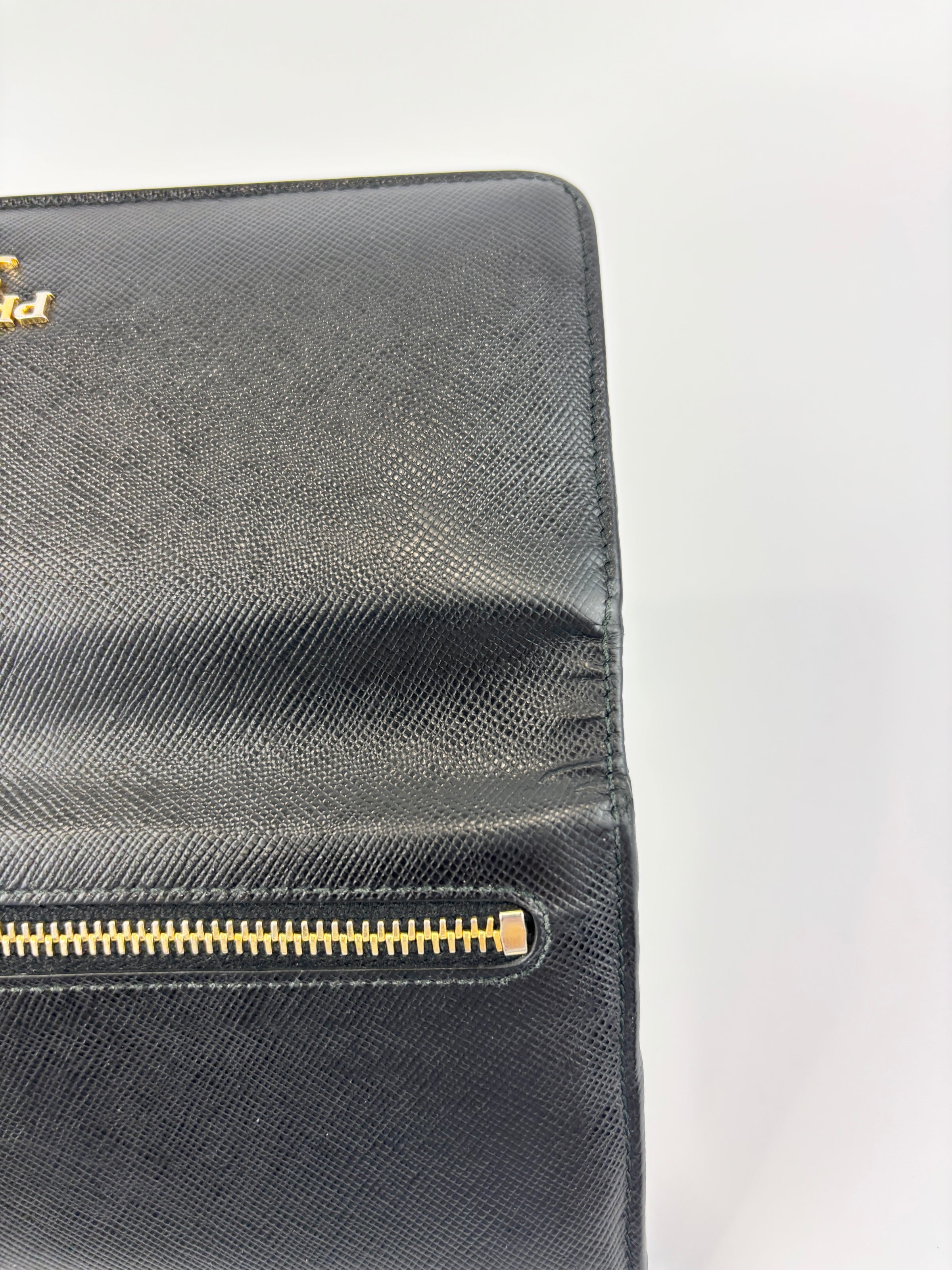 1M1132 Black Saffiano Metal Leather Continental Wallet
