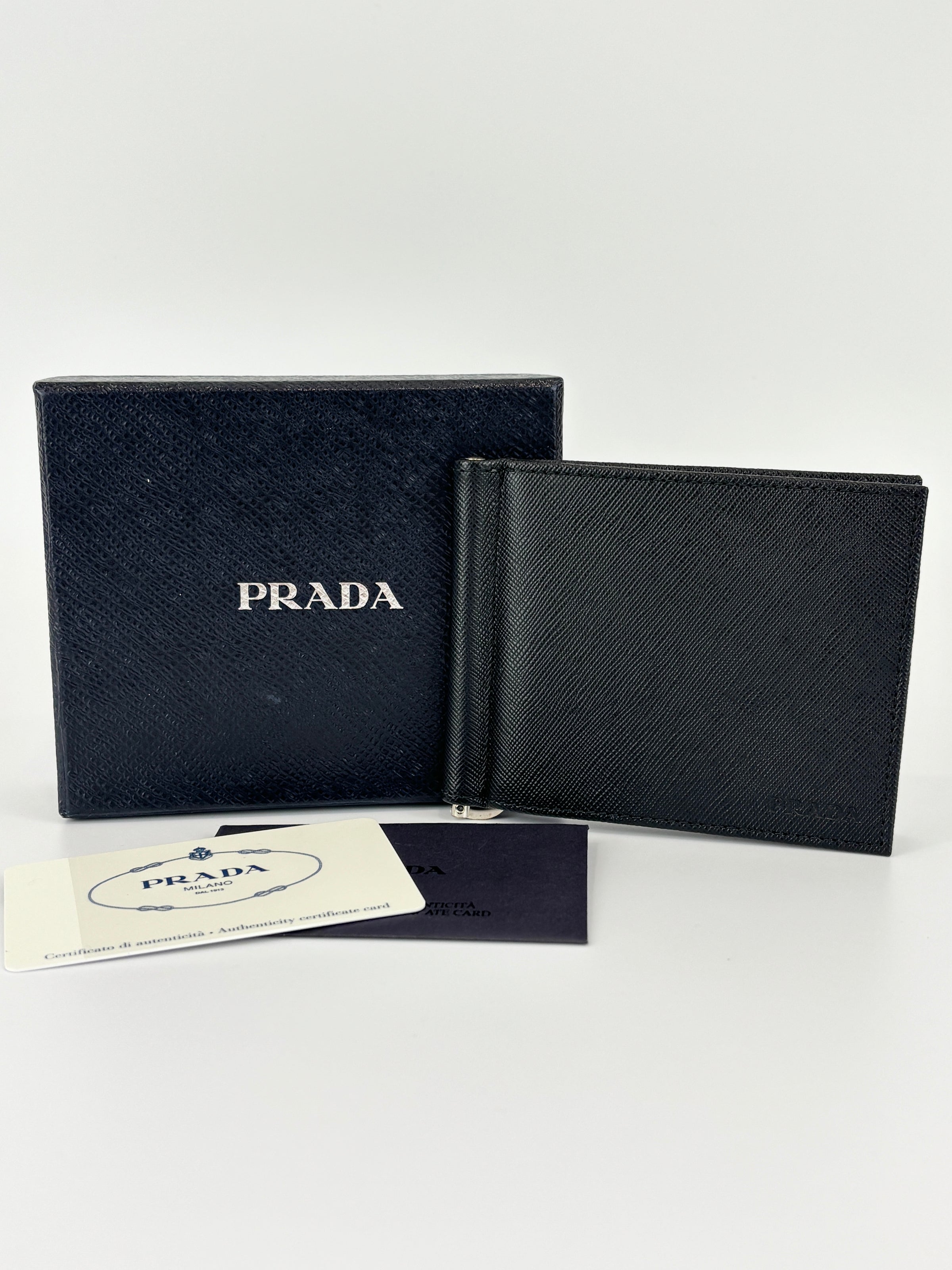 2M1077 Saffiano Leather Bill Wallet