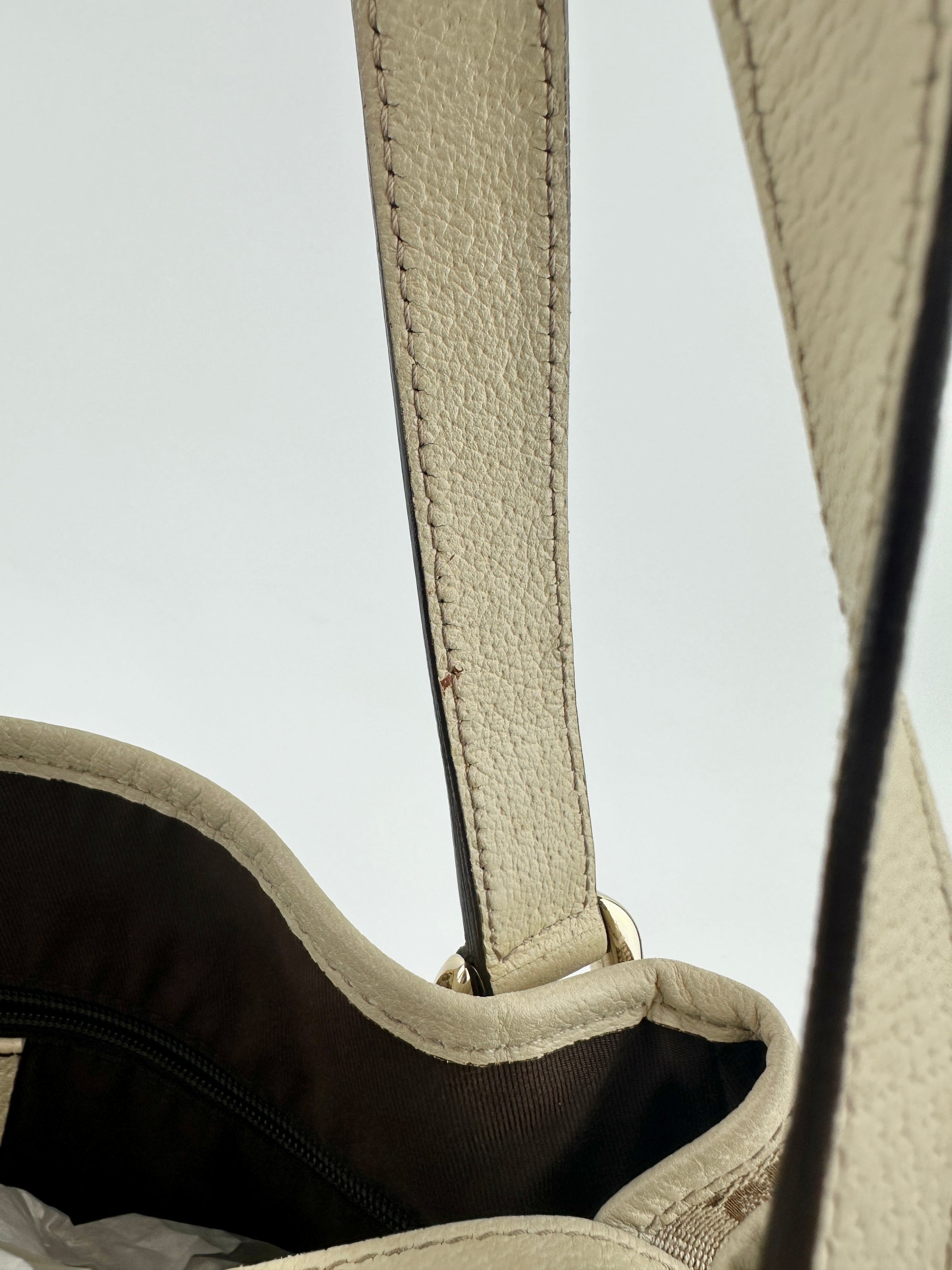 130736 Medium Abbey GG Beige Canvas Tote Bag