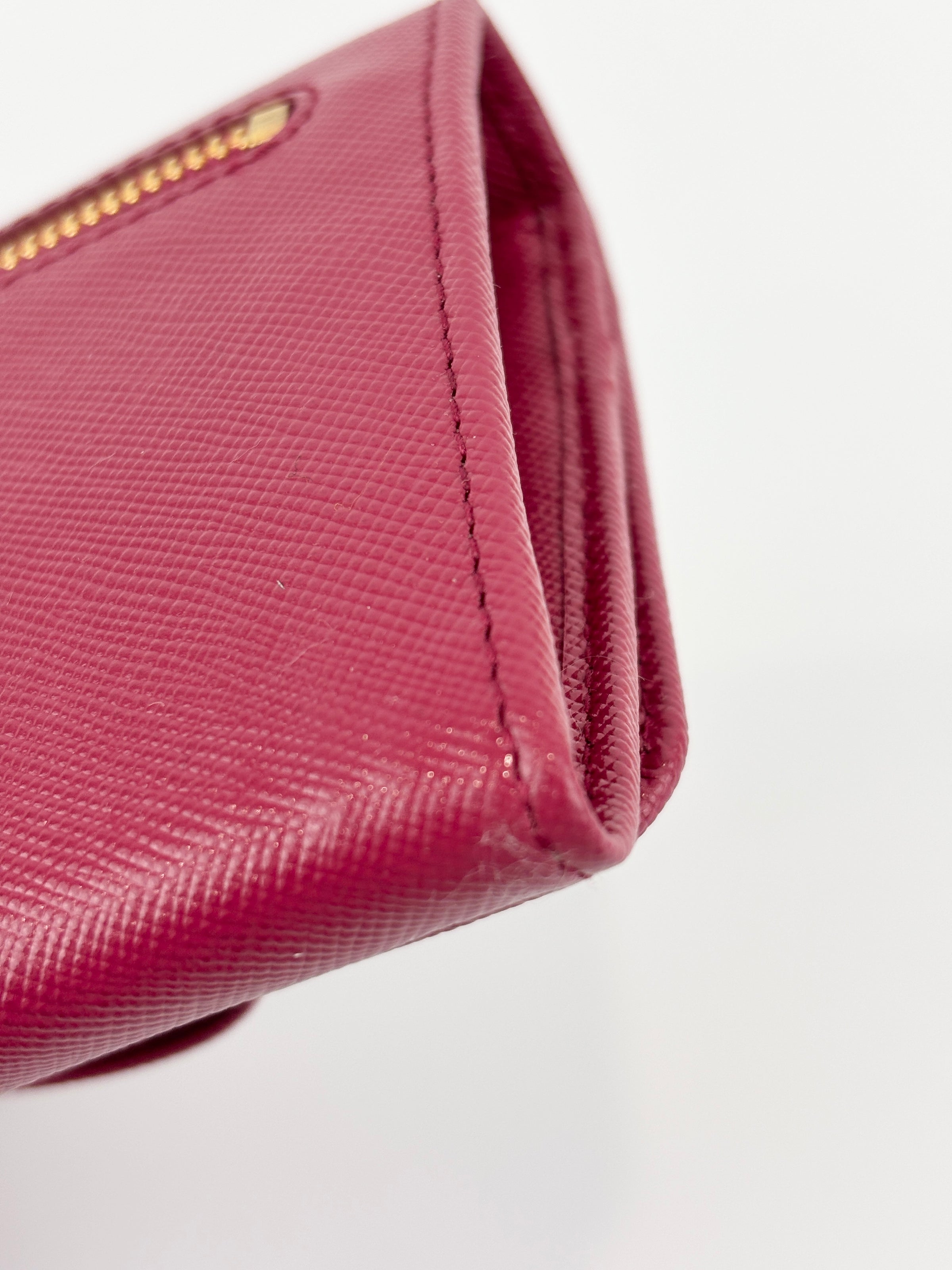 1M1132 Saffiano Fuoco Ibisco Bow Continental Wallet