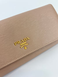 1M1132 Cammeo Vitello Move Leather Continental Wallet