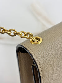 Small Darley Classic Grain in Dune Crossbody Bag - Glampot
