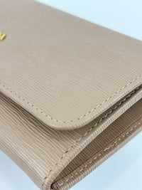 1M1132 Cammeo Vitello Move Leather Continental Wallet