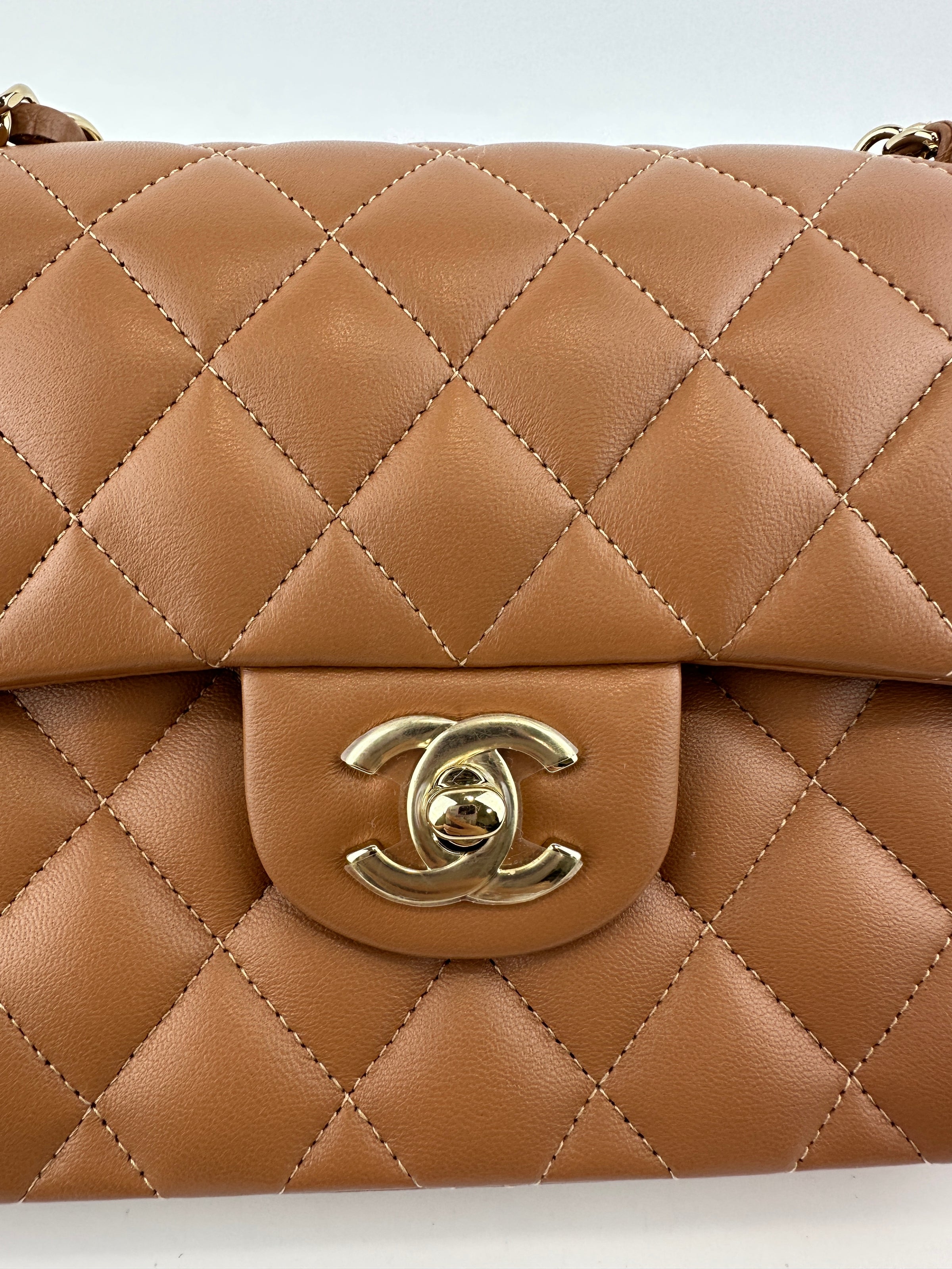 22S Brown/Caramel NB356 Lambskin Small Classic Flap Bag GHW