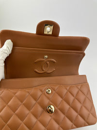 22S Brown/Caramel NB356 Lambskin Small Classic Flap Bag GHW