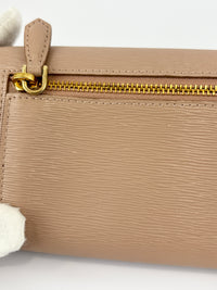 1M1132 Cammeo Vitello Move Leather Continental Wallet