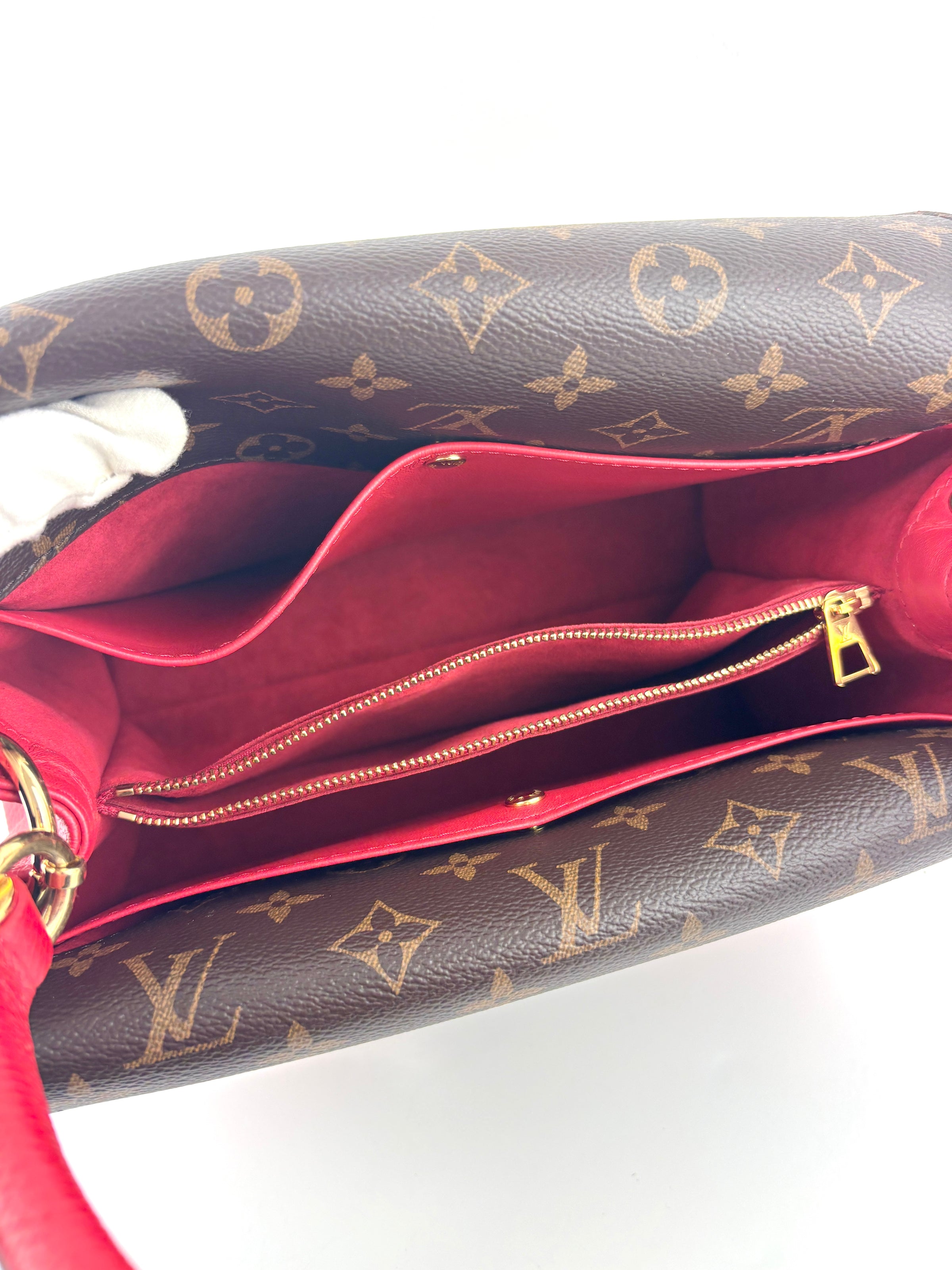 Rubis Leather & Monogram Canvas Double V Bag