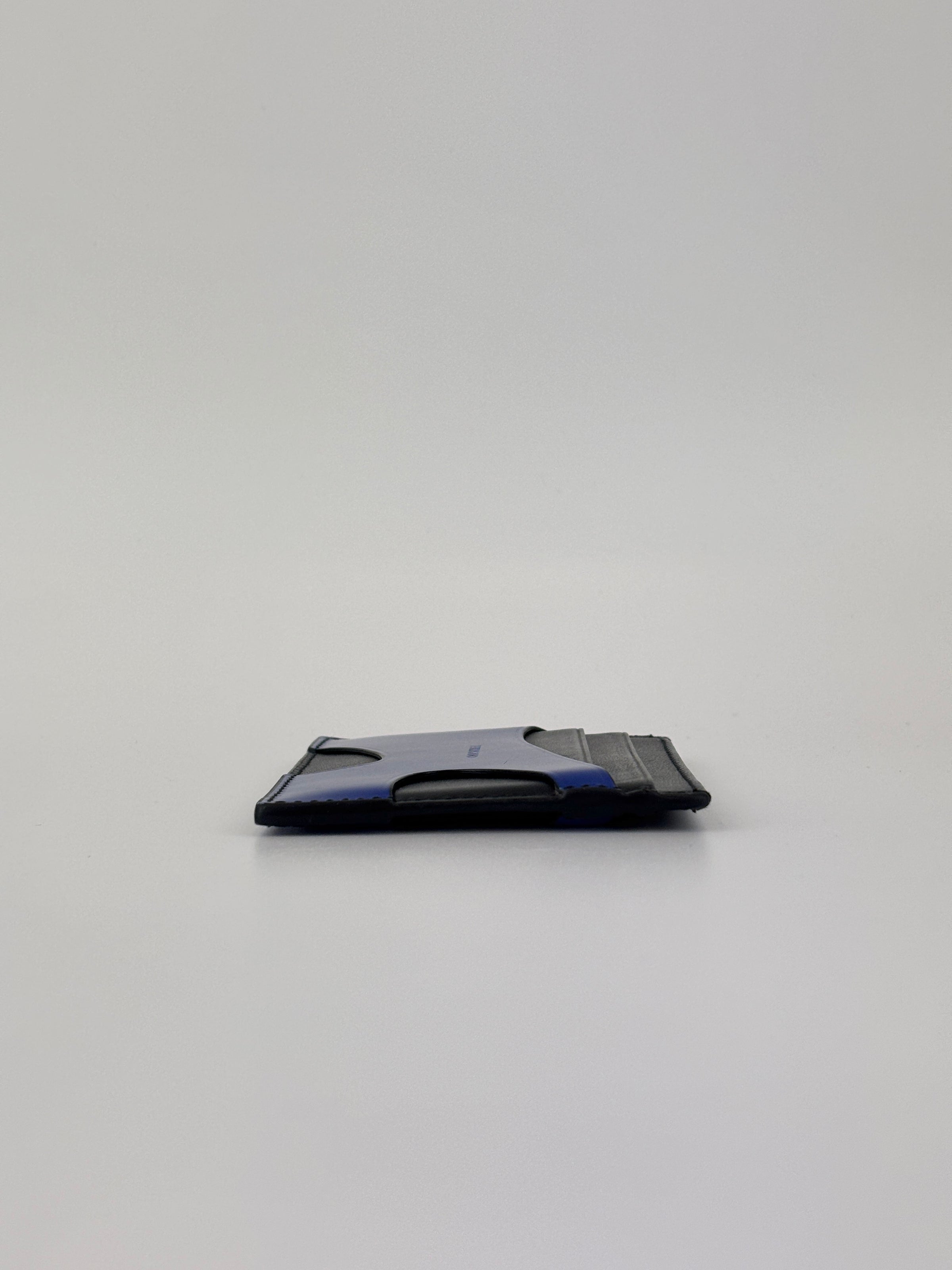 Cut-Out Detail Card Holder Black Calfskin / Blue Patent