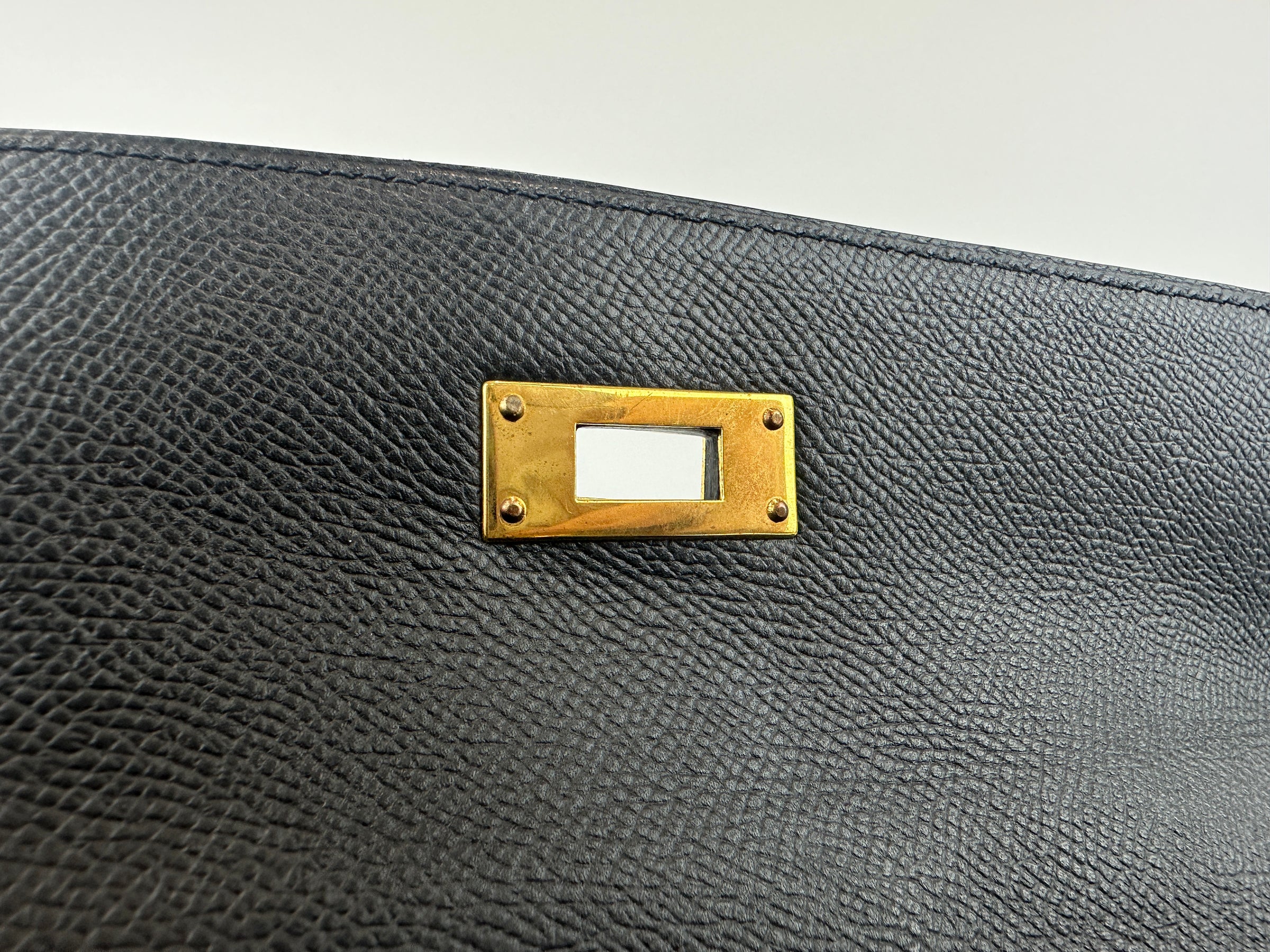 Kelly 28 Sellier Black Epsom GHW