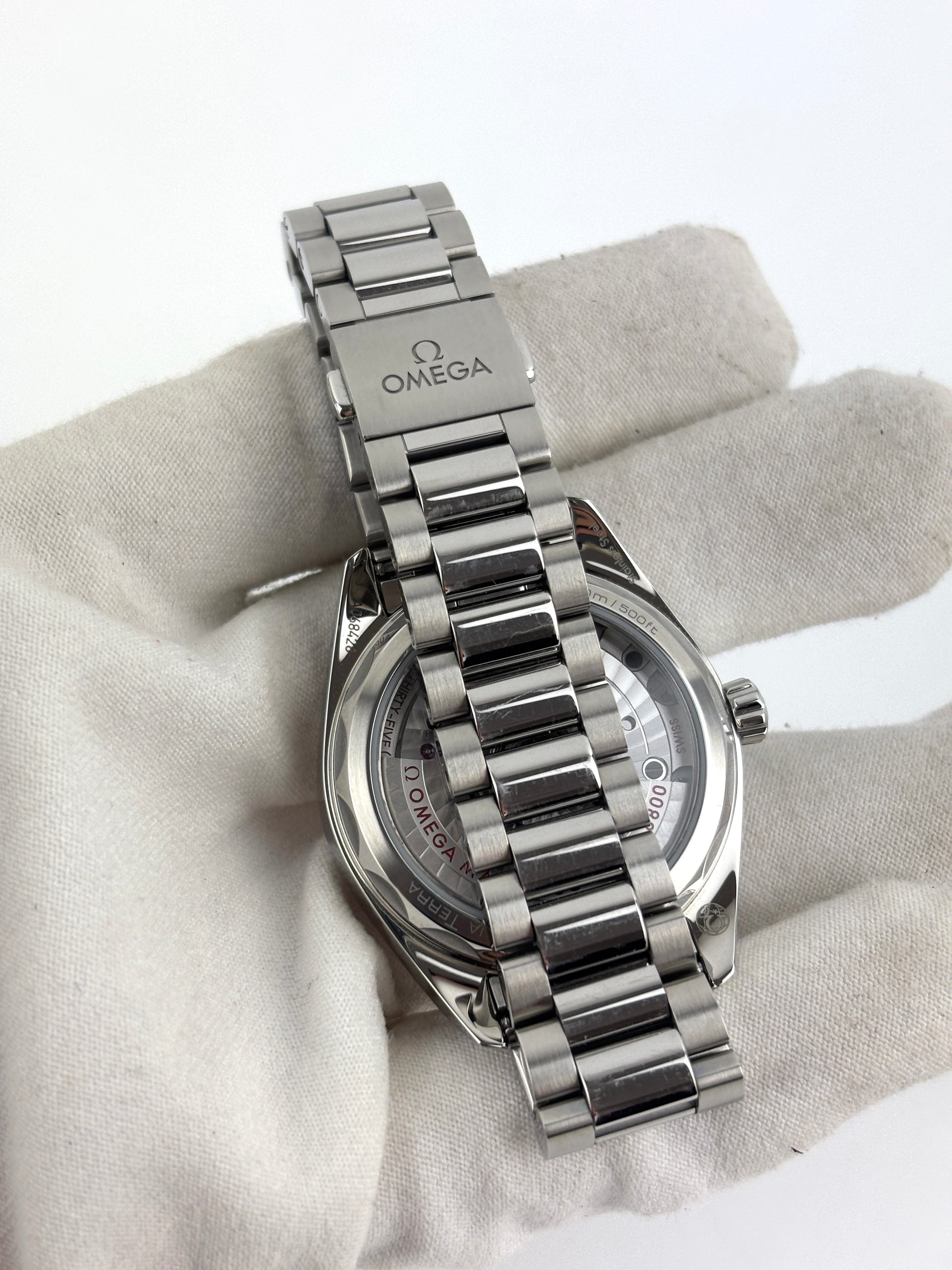 Seamaster Aqua Terra Shades 34mm Steel on Steel in Sandstone