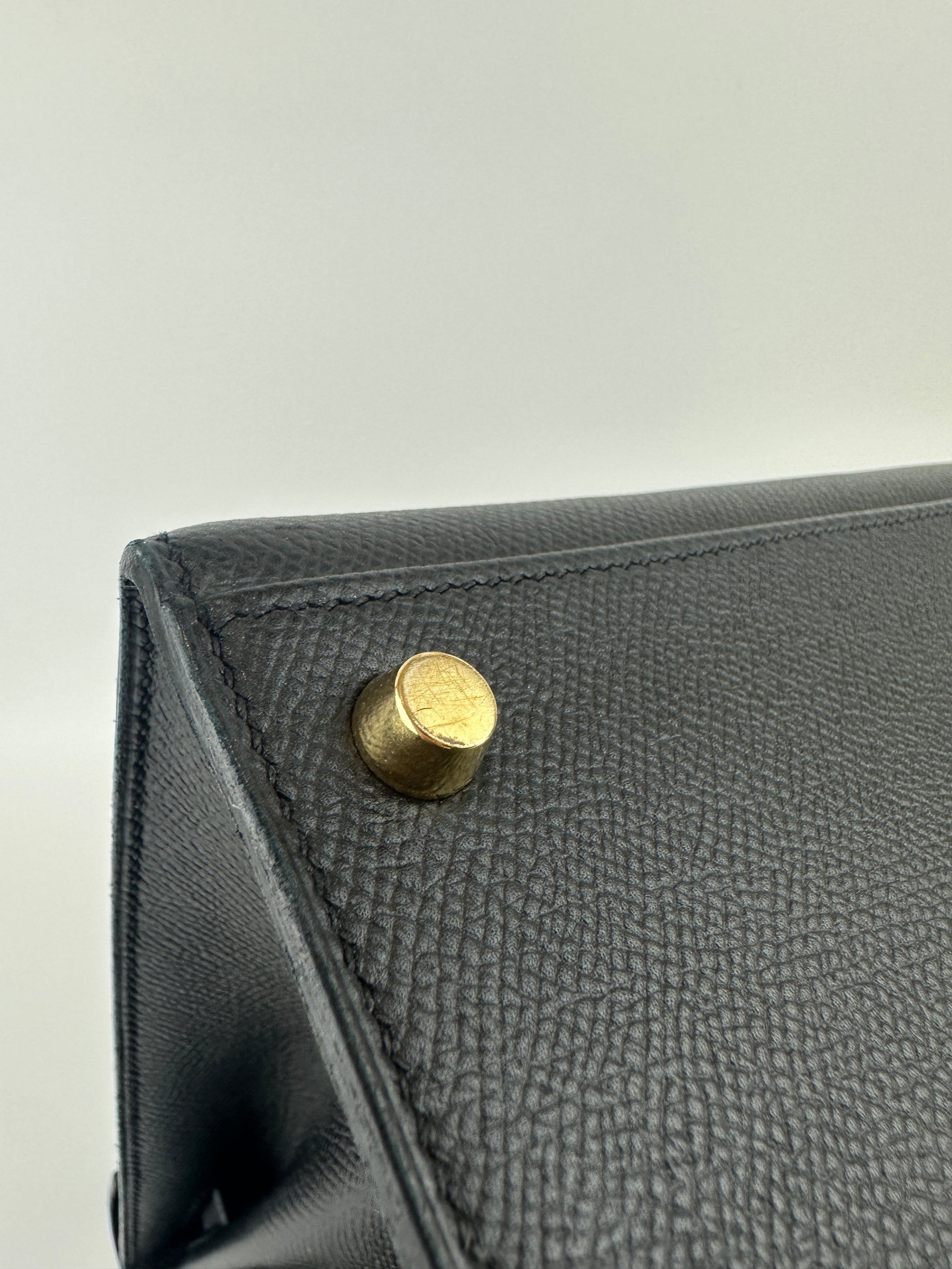 Kelly 28 Sellier Black Epsom GHW