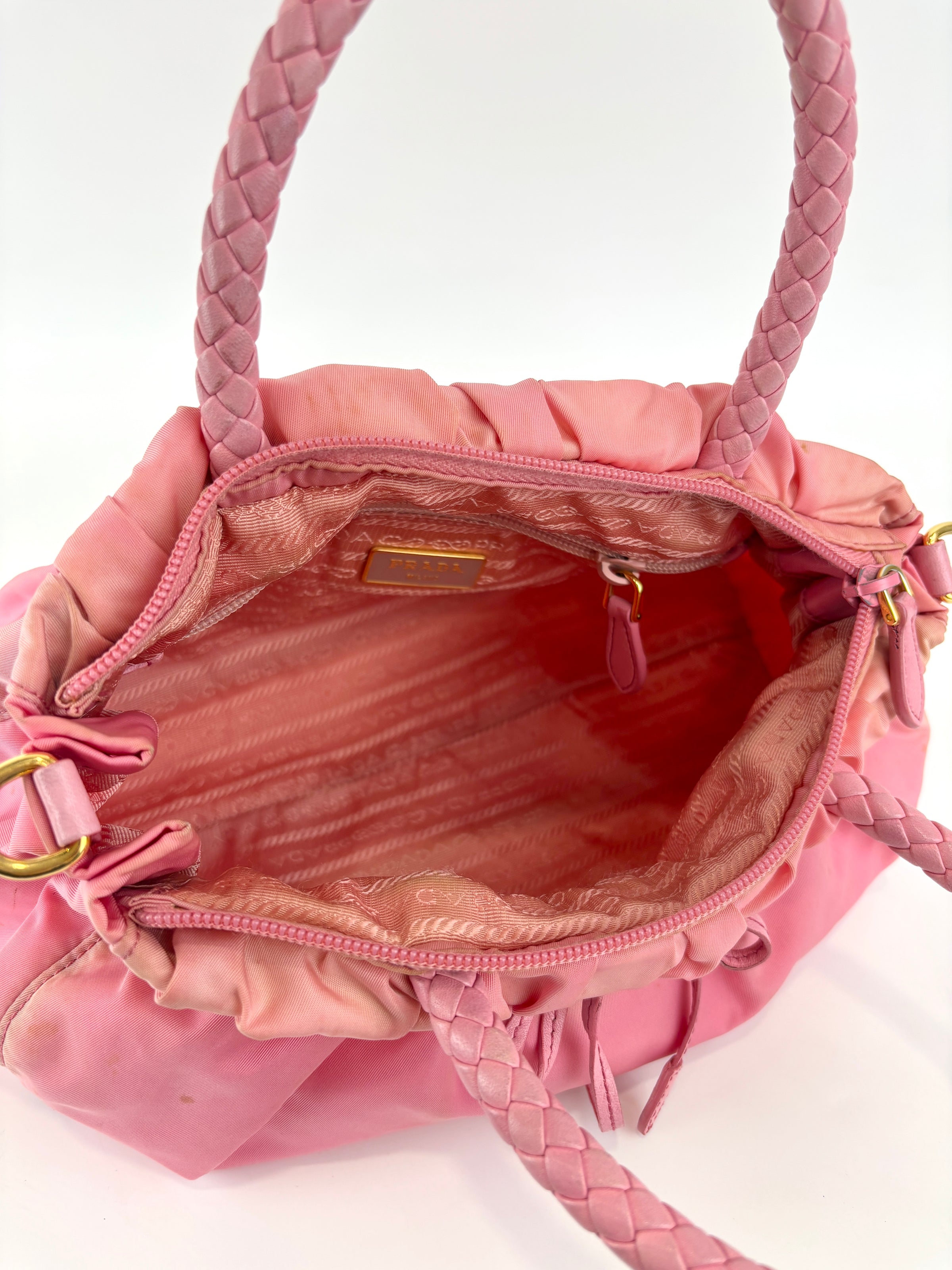 BN1631 Tesutto Bow Geranium