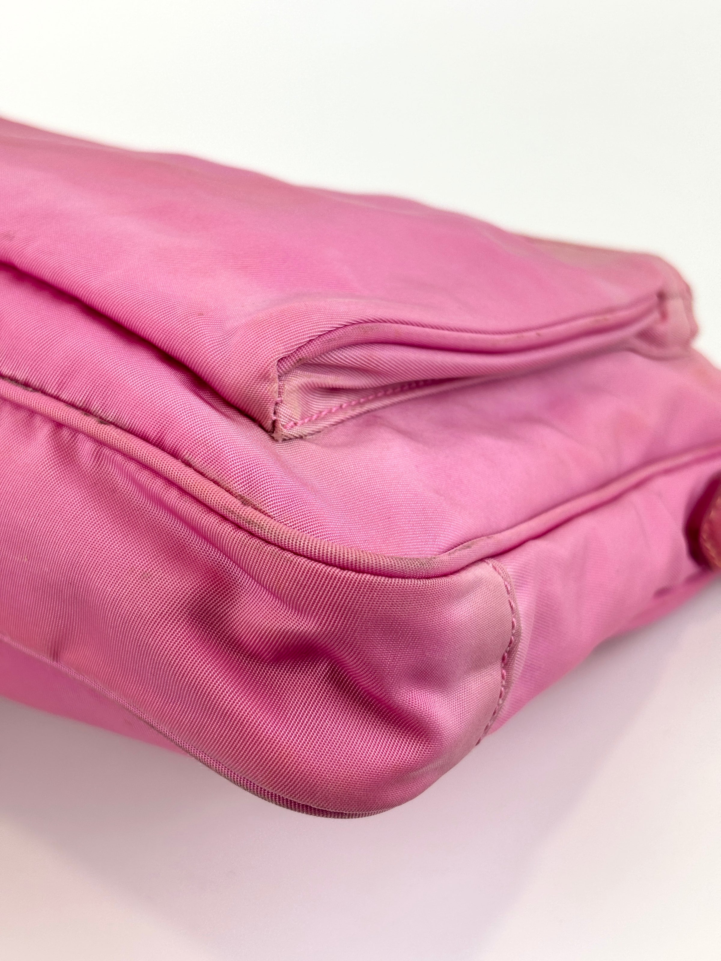 Tessuto Nylon Zip Front Sling Bag Pink