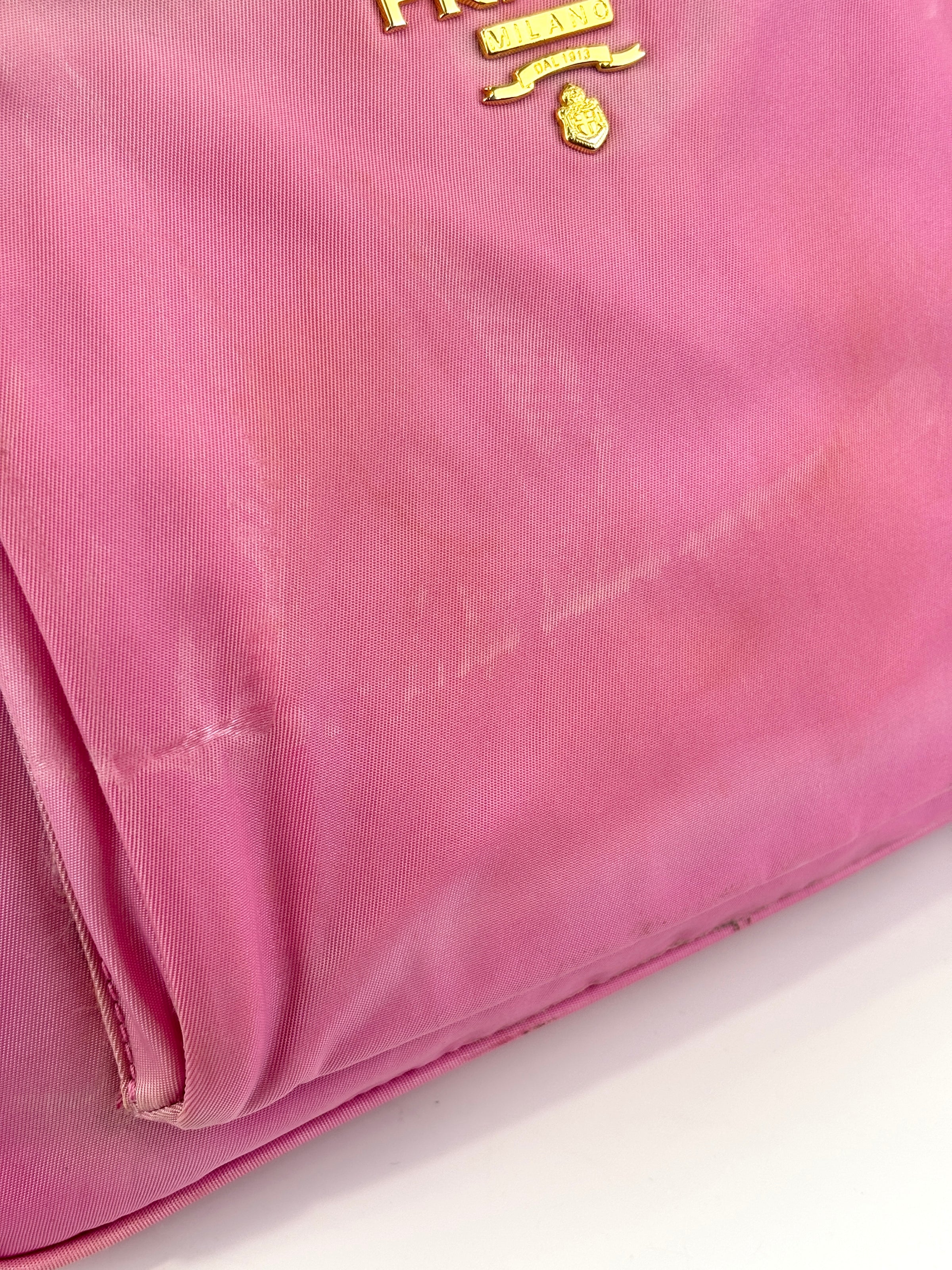 Tessuto Nylon Zip Front Sling Bag Pink