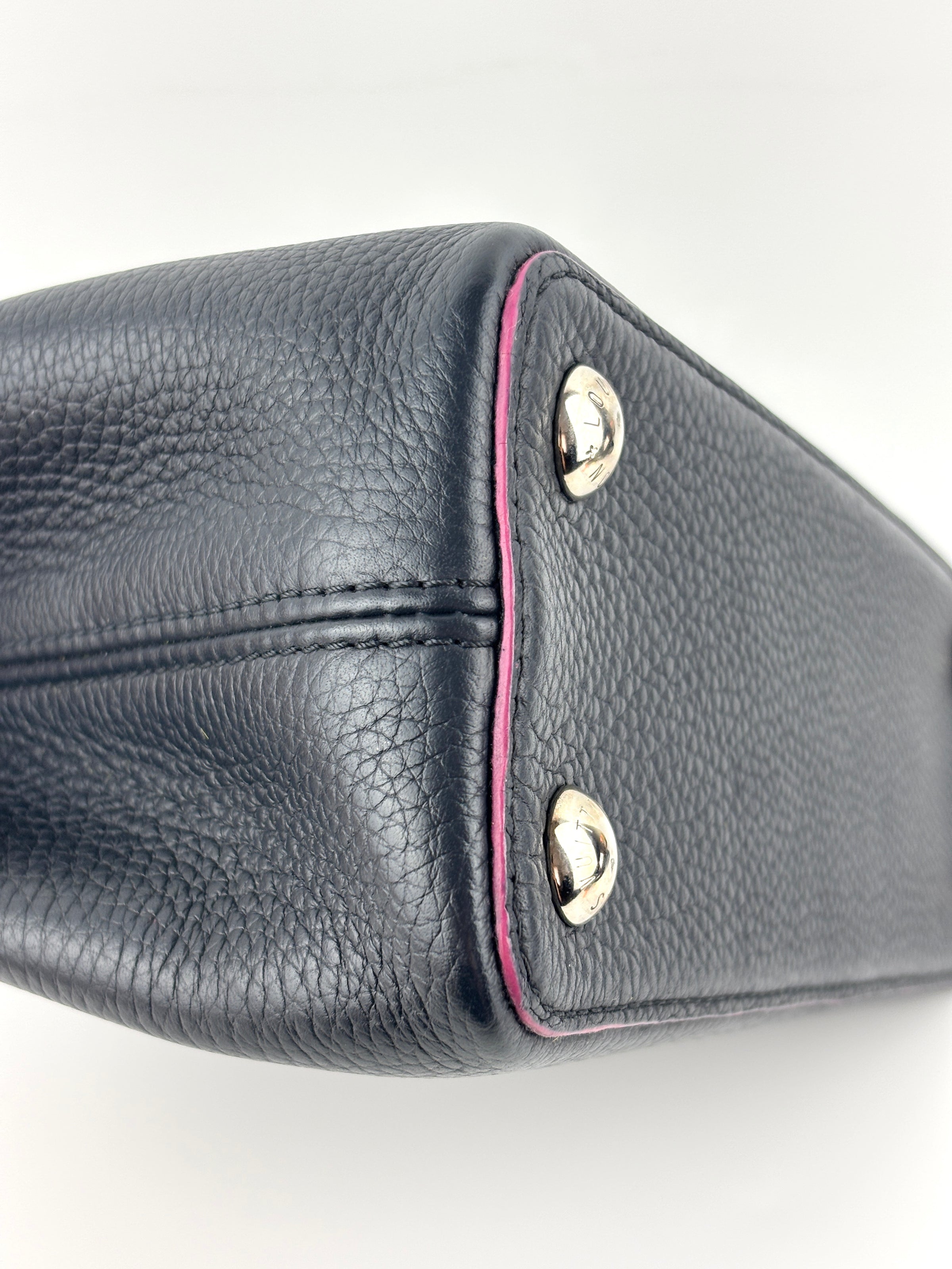 Capucines BB in Black Taurillon Leather/Fuschia SHW