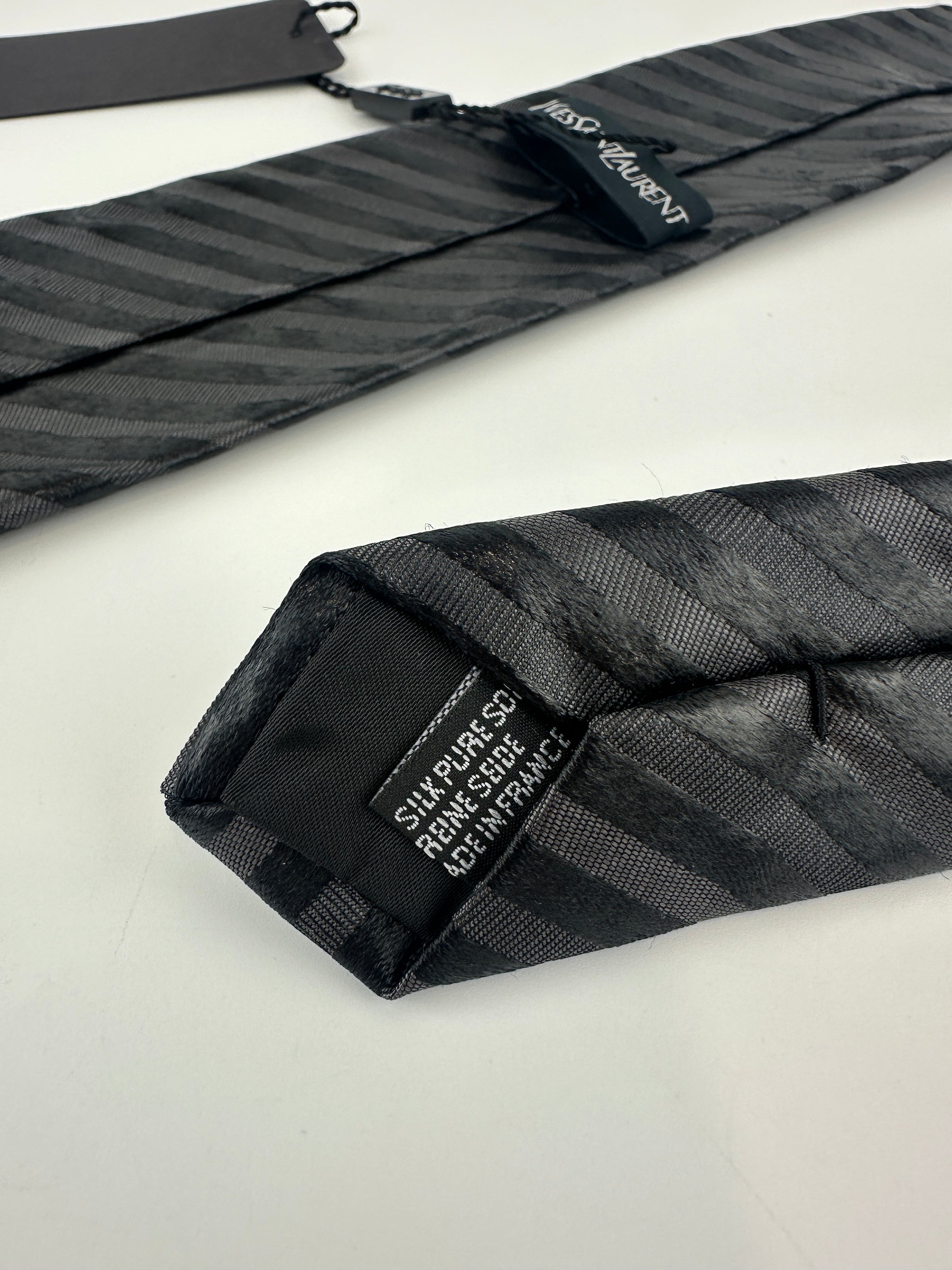 Striped Tie in Silk Black