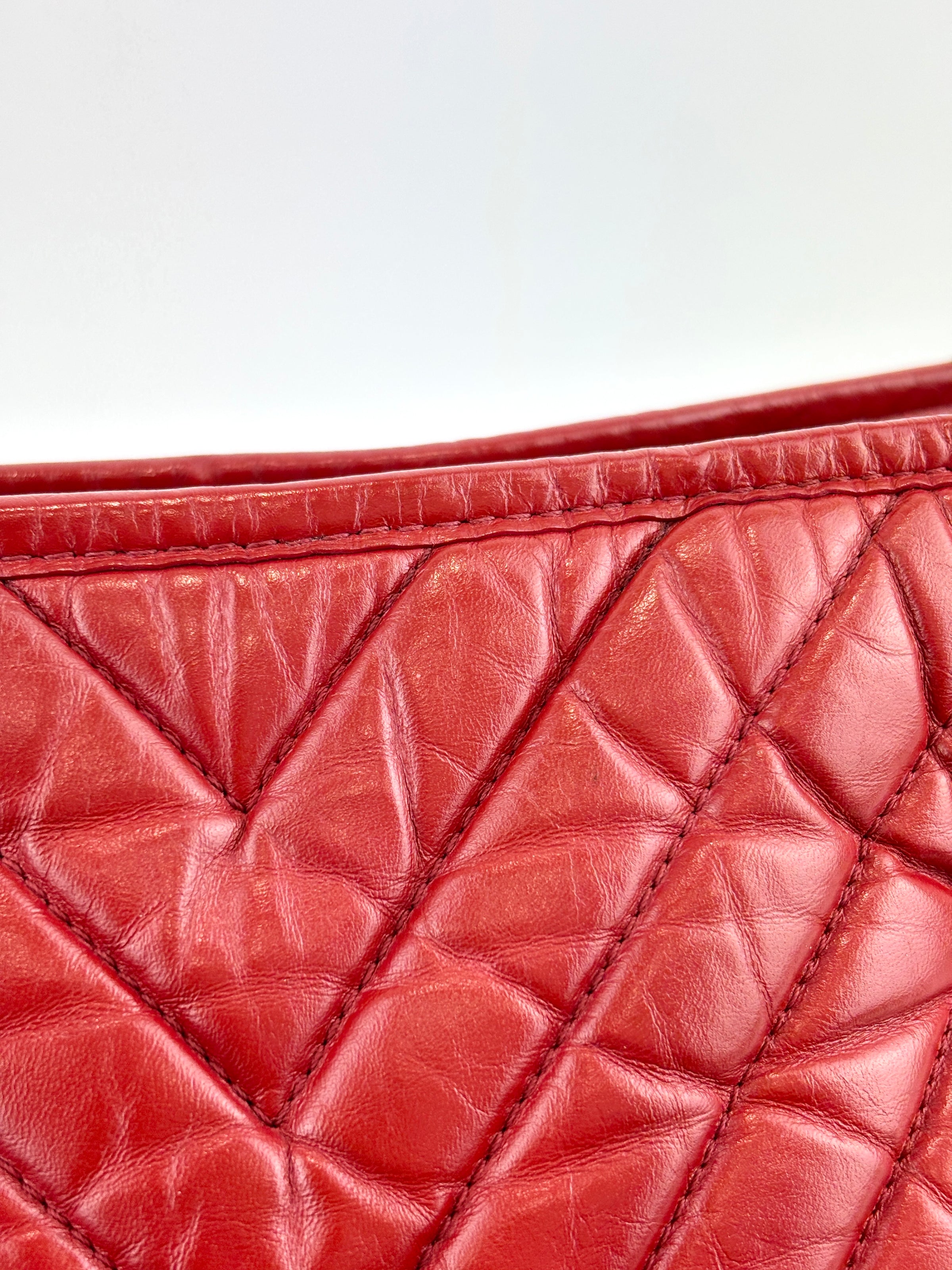 Gabrielle Hobo Chevron Aged Calfskin Large in Red - Glampot