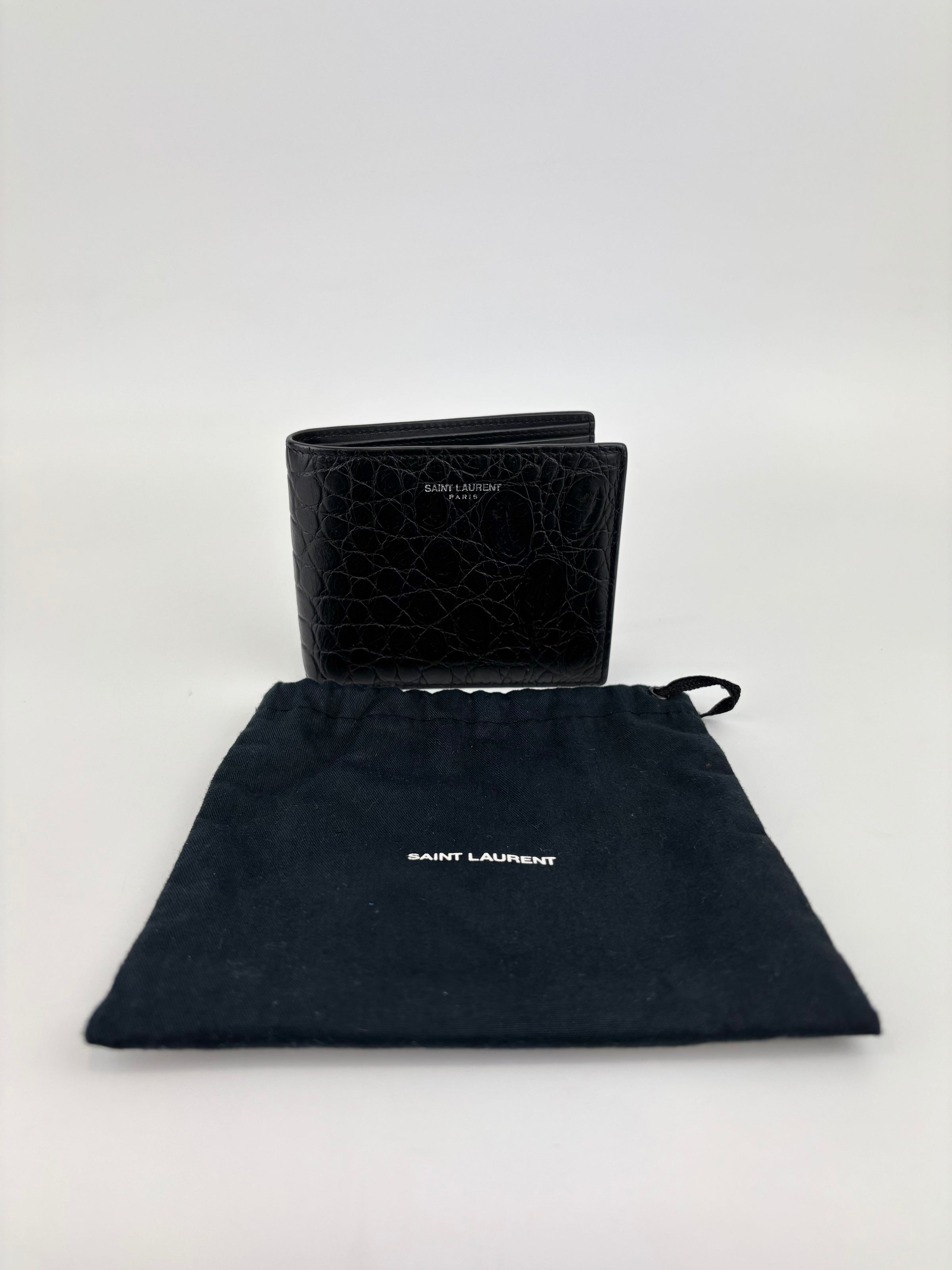 Men’s Croc Embossed Bifold Wallet - Glampot