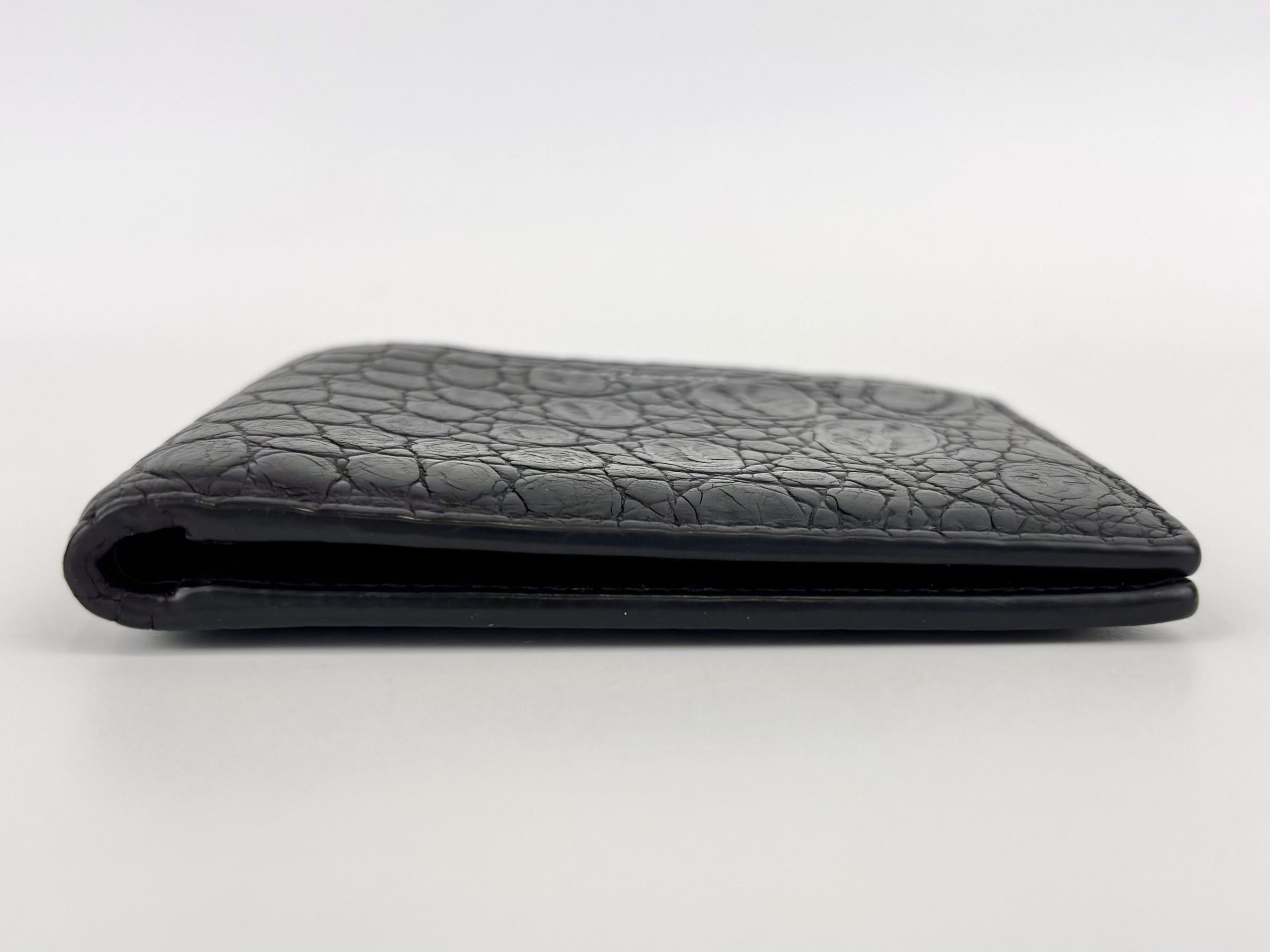 Men’s Croc Embossed Bifold Wallet - Glampot