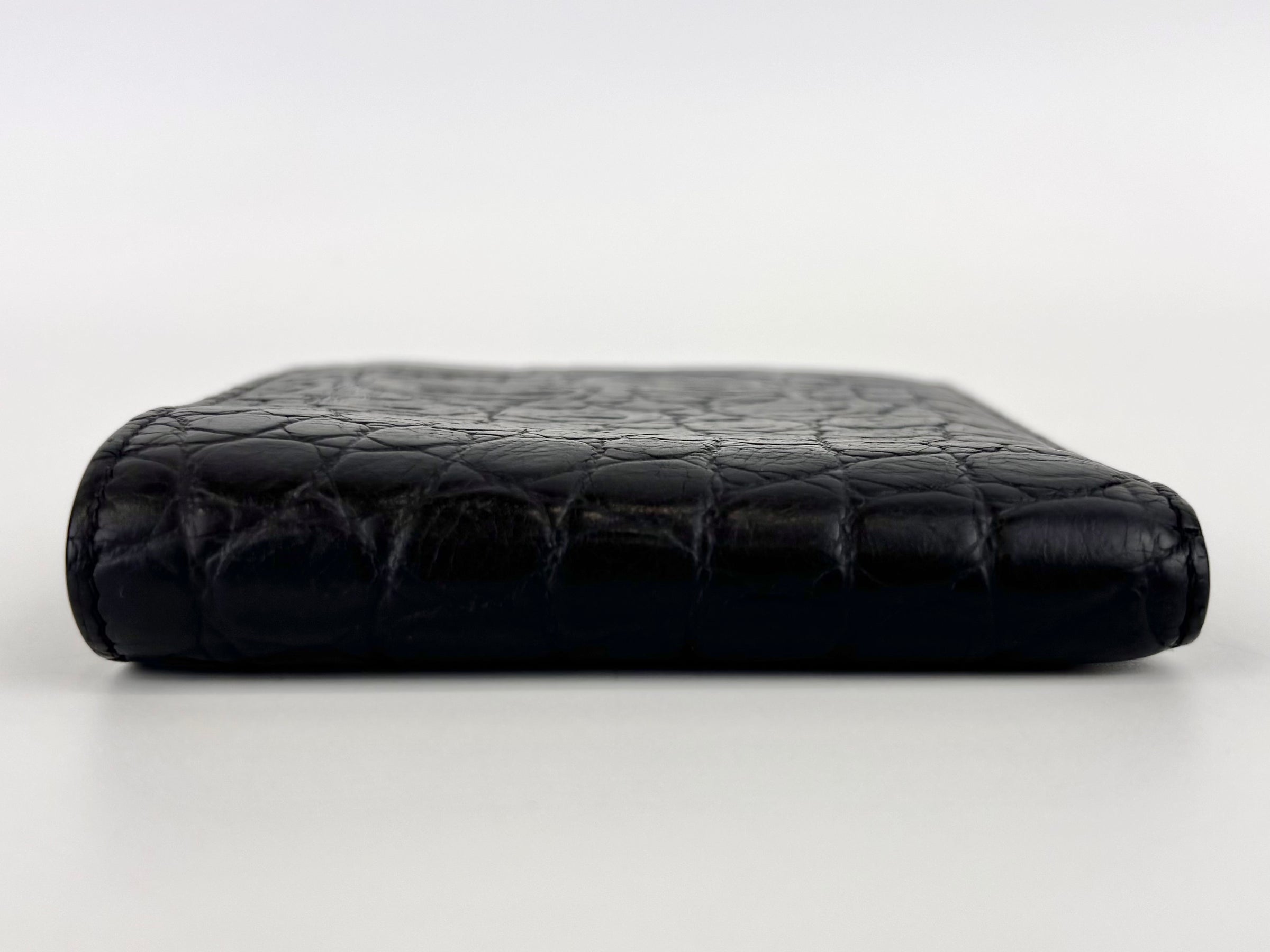 Men’s Croc Embossed Bifold Wallet - Glampot
